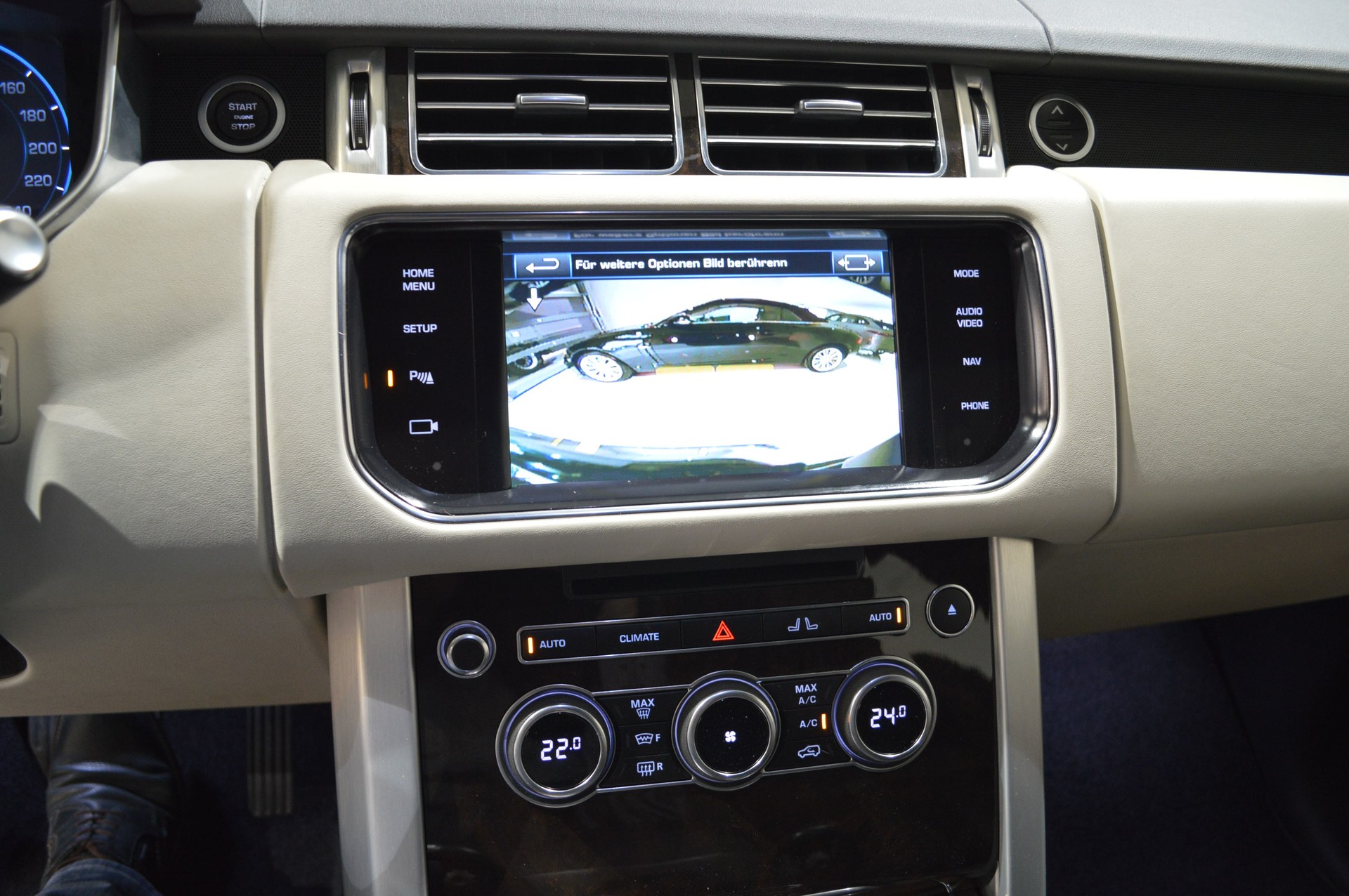 LAND ROVER Range Rover 4.4 SDV8 Vogue Automatic-image-7