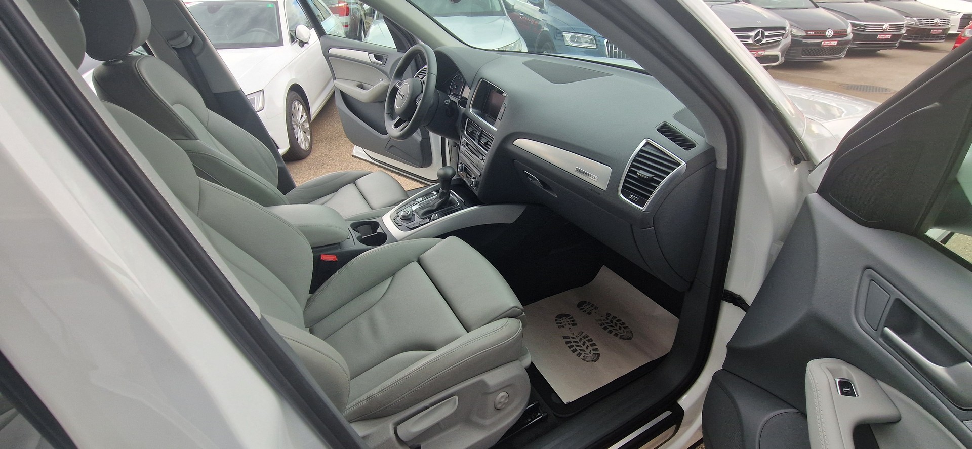 AUDI Q5 3.0 TFSI quattro tiptronic-image-7