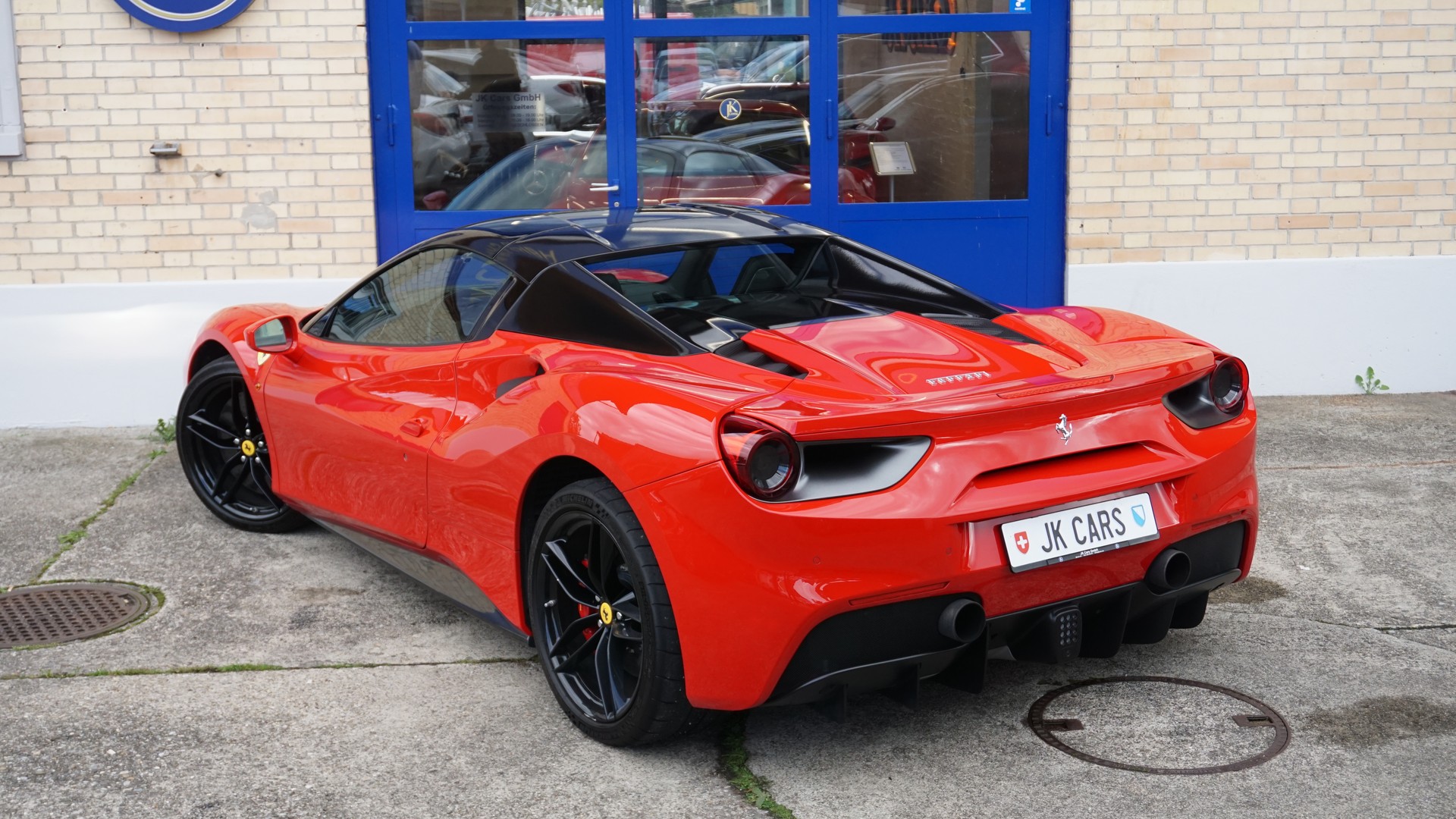 FERRARI 488 Spider 3.9 V8-image-16