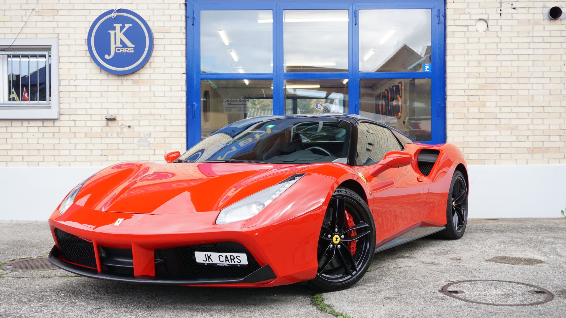 FERRARI 488 Spider 3.9 V8-image-1