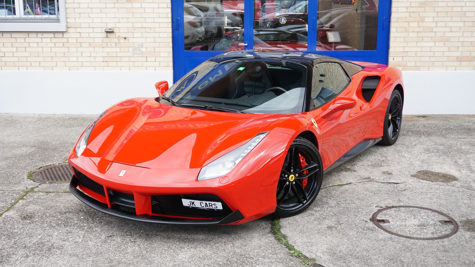 FERRARI 488 Spider 3.9 V8-image-6