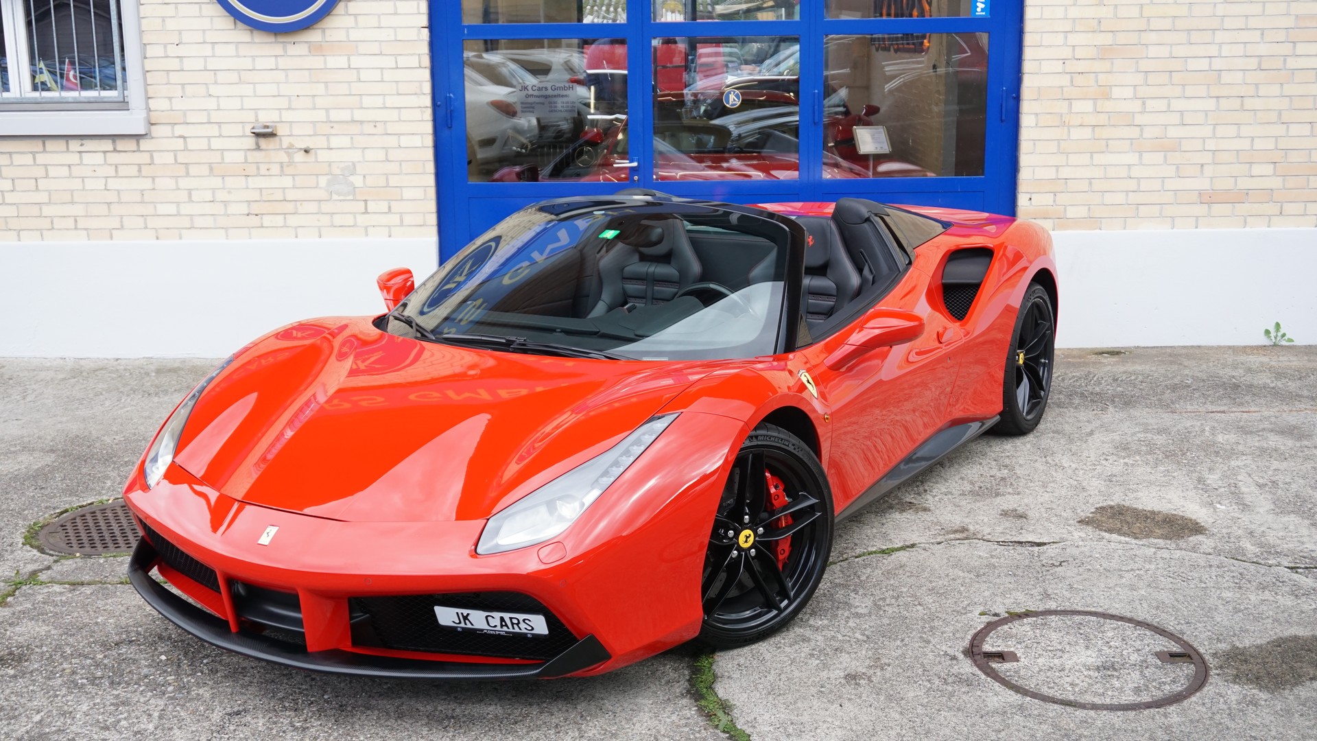 FERRARI 488 Spider 3.9 V8-image-5