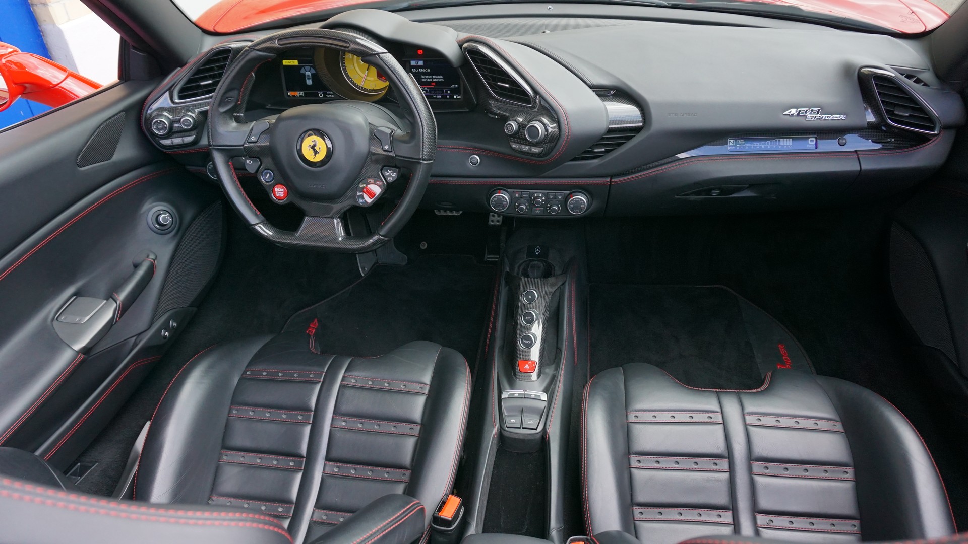 FERRARI 488 Spider 3.9 V8-image-21