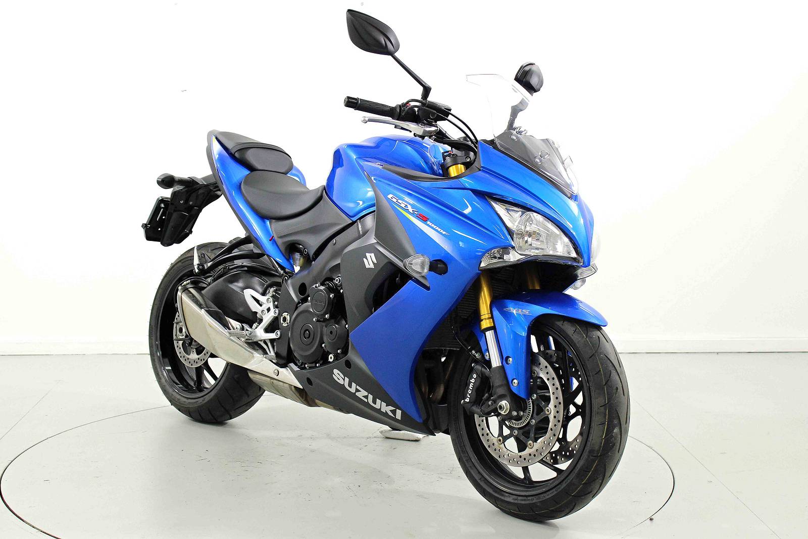 SUZUKI GSX-S 1000 F ABS-showroom-element-1