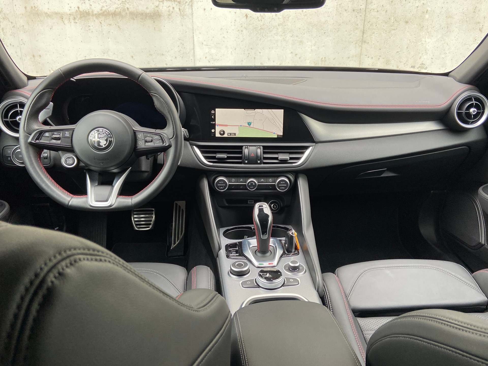 ALFA ROMEO Giulia 2.0 Competizione Pack Q4 AT8-image-4