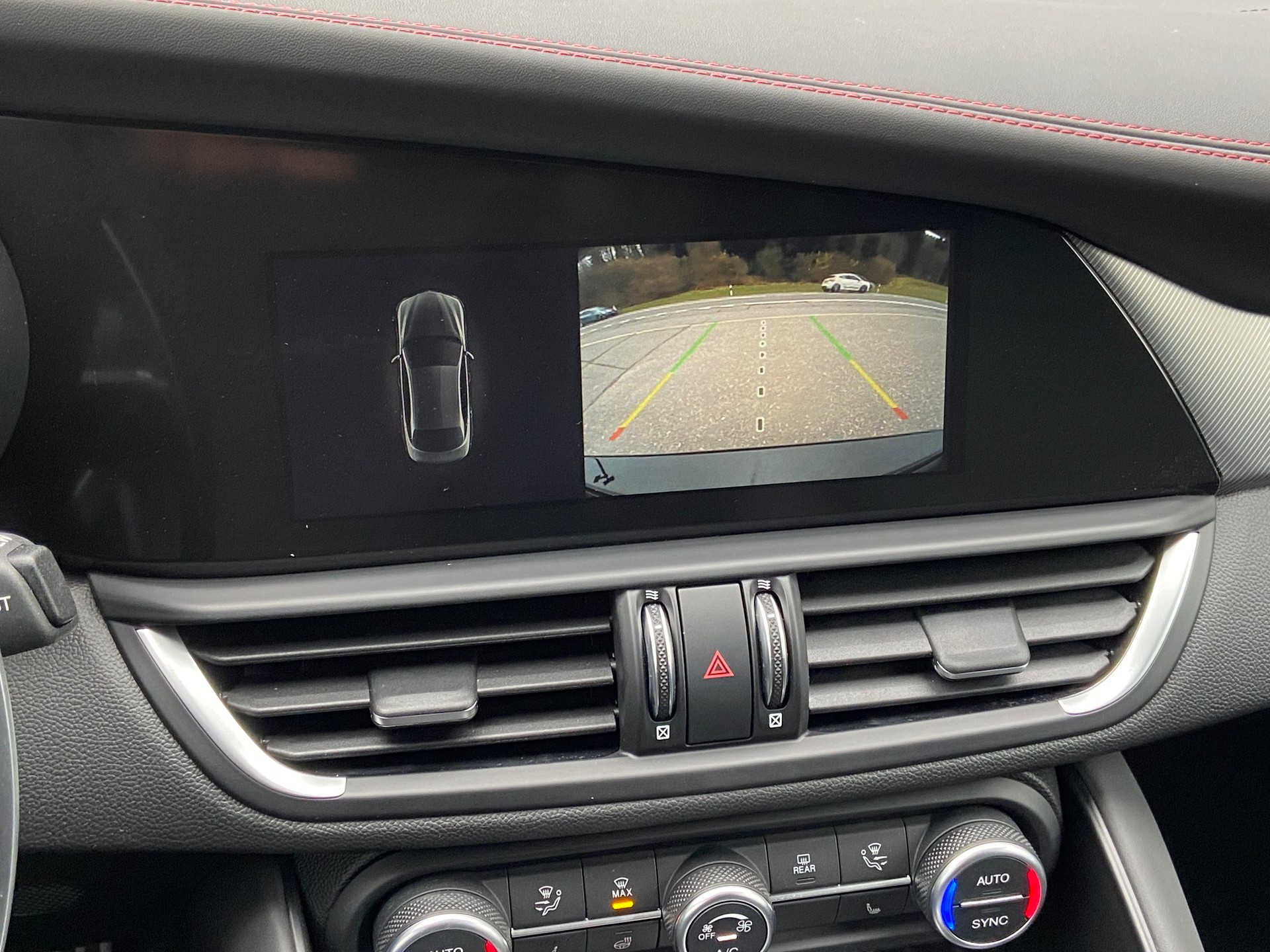 ALFA ROMEO Giulia 2.0 Competizione Pack Q4 AT8-image-12