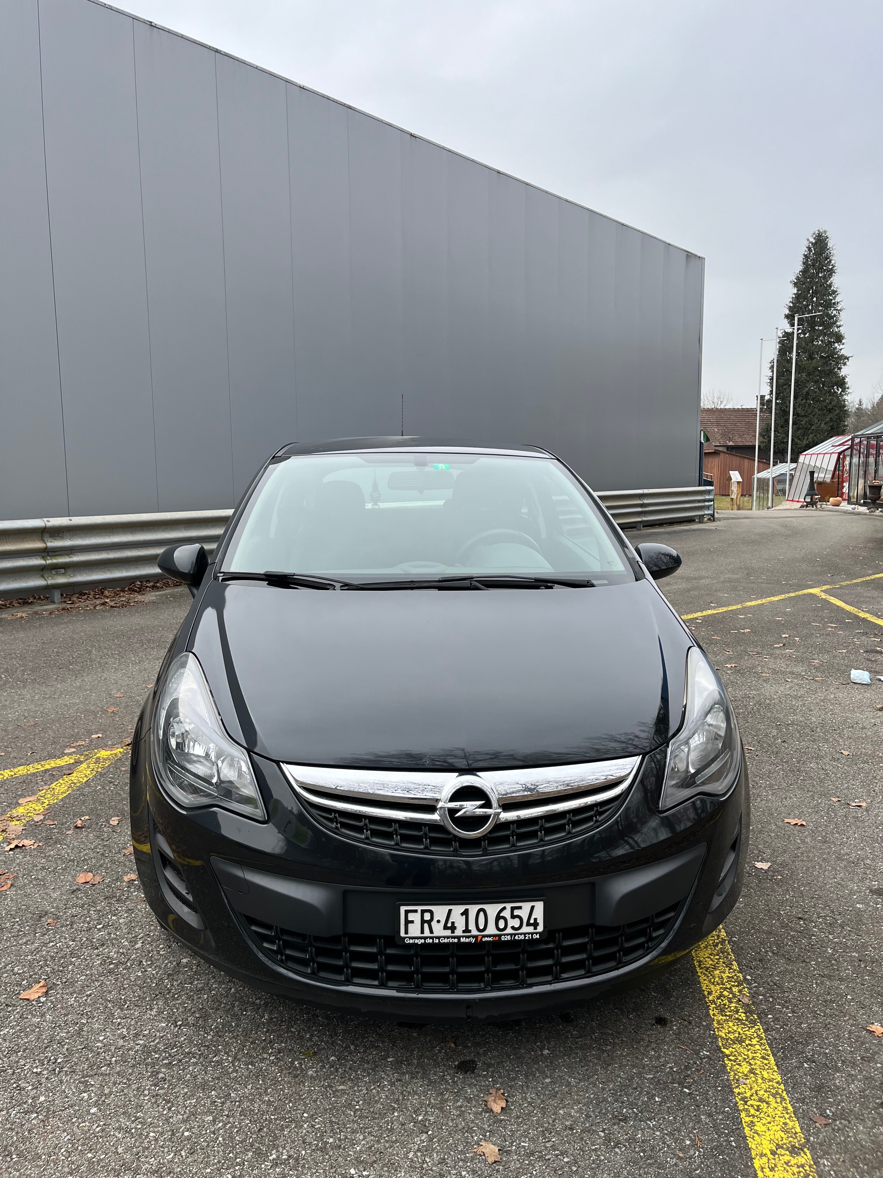 Car photo