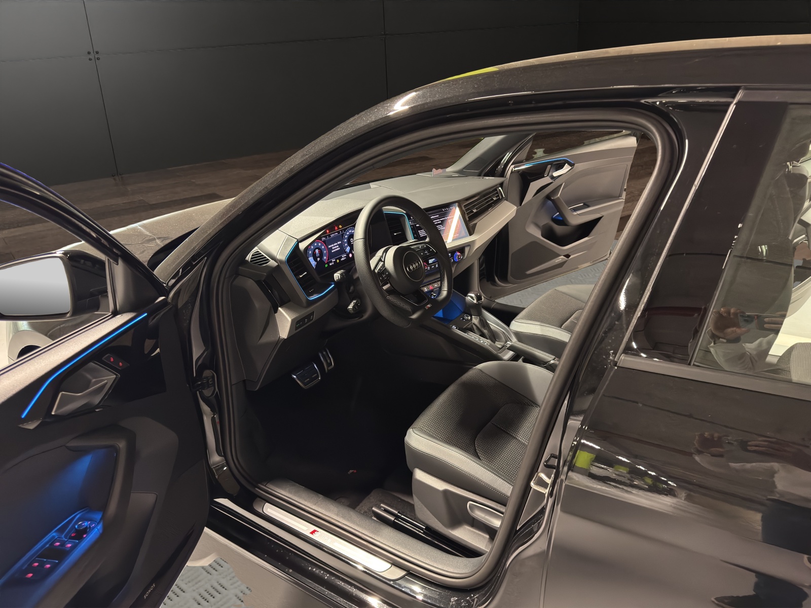 AUDI A1 Sportback 30 TFSI Attraction S-tronic-image-15