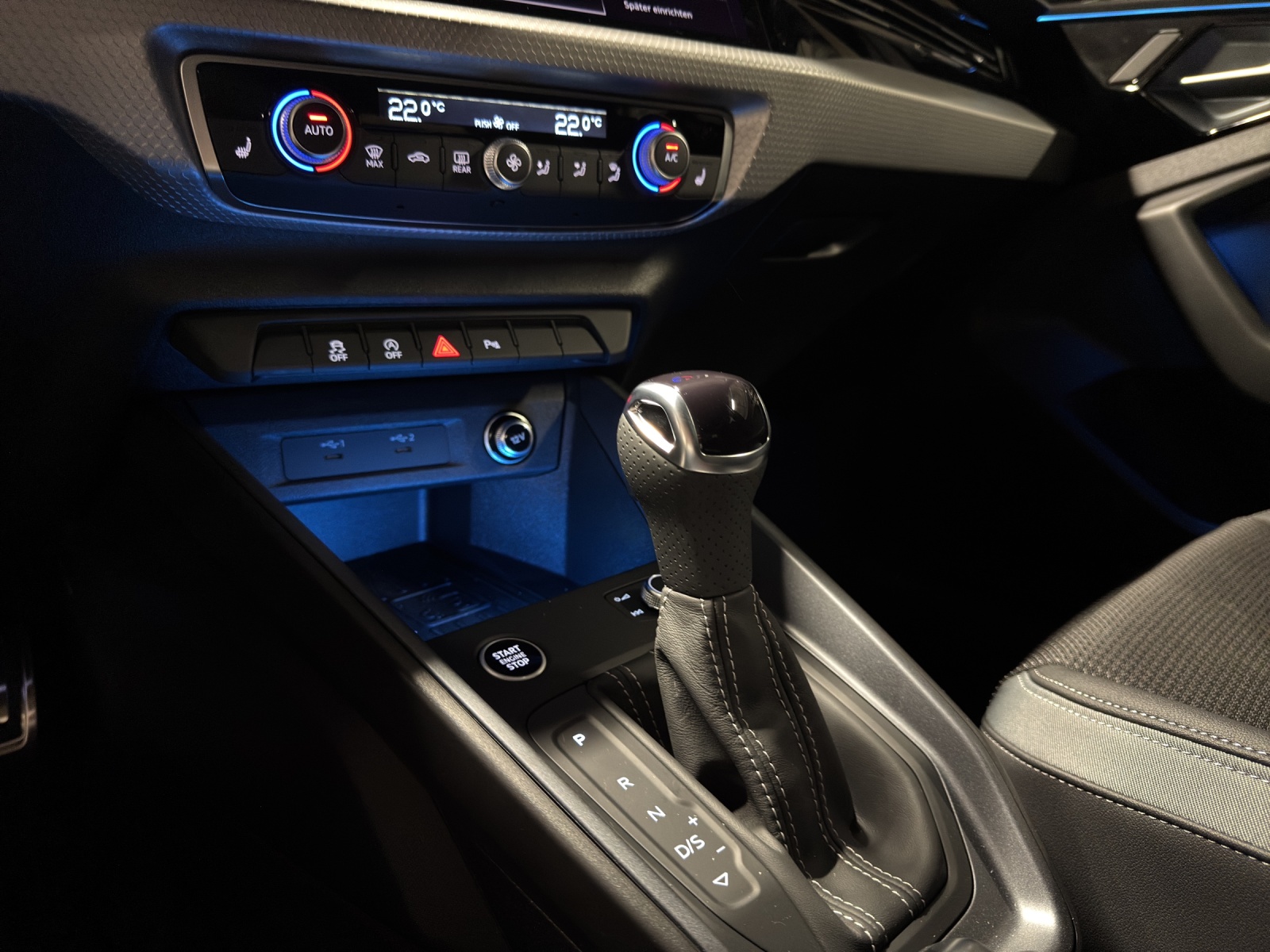 AUDI A1 Sportback 30 TFSI Attraction S-tronic-image-10