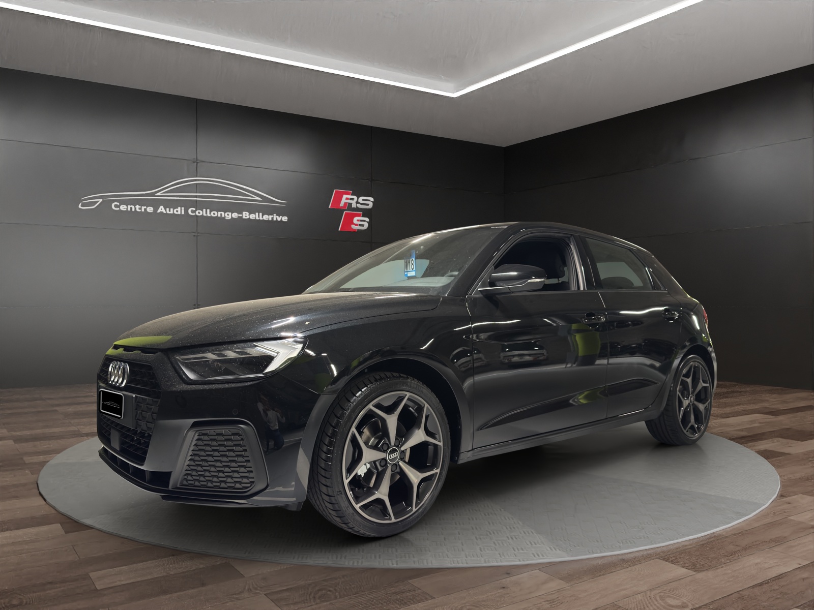 AUDI A1 Sportback 30 TFSI Attraction S-tronic-image-0
