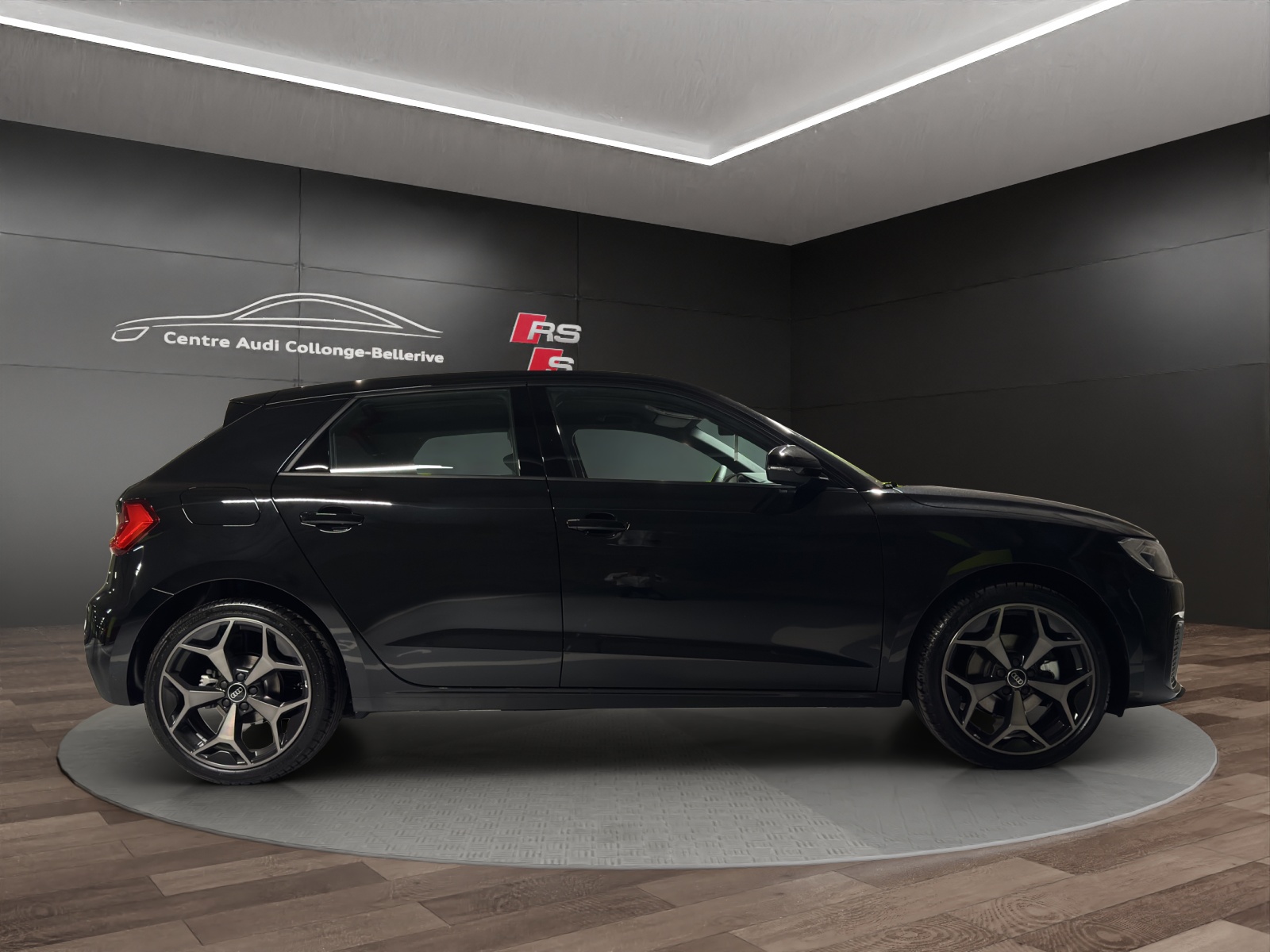AUDI A1 Sportback 30 TFSI Attraction S-tronic-image-6