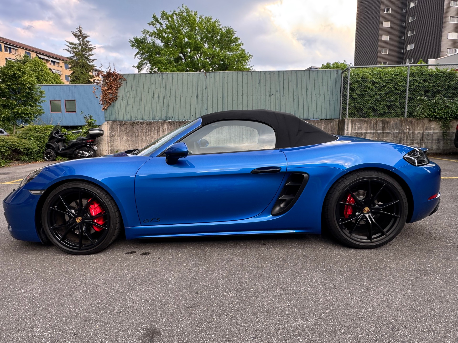 PORSCHE 718 Boxster GTS 2.5 PDK Porsche approved O4.04.2027-image-1