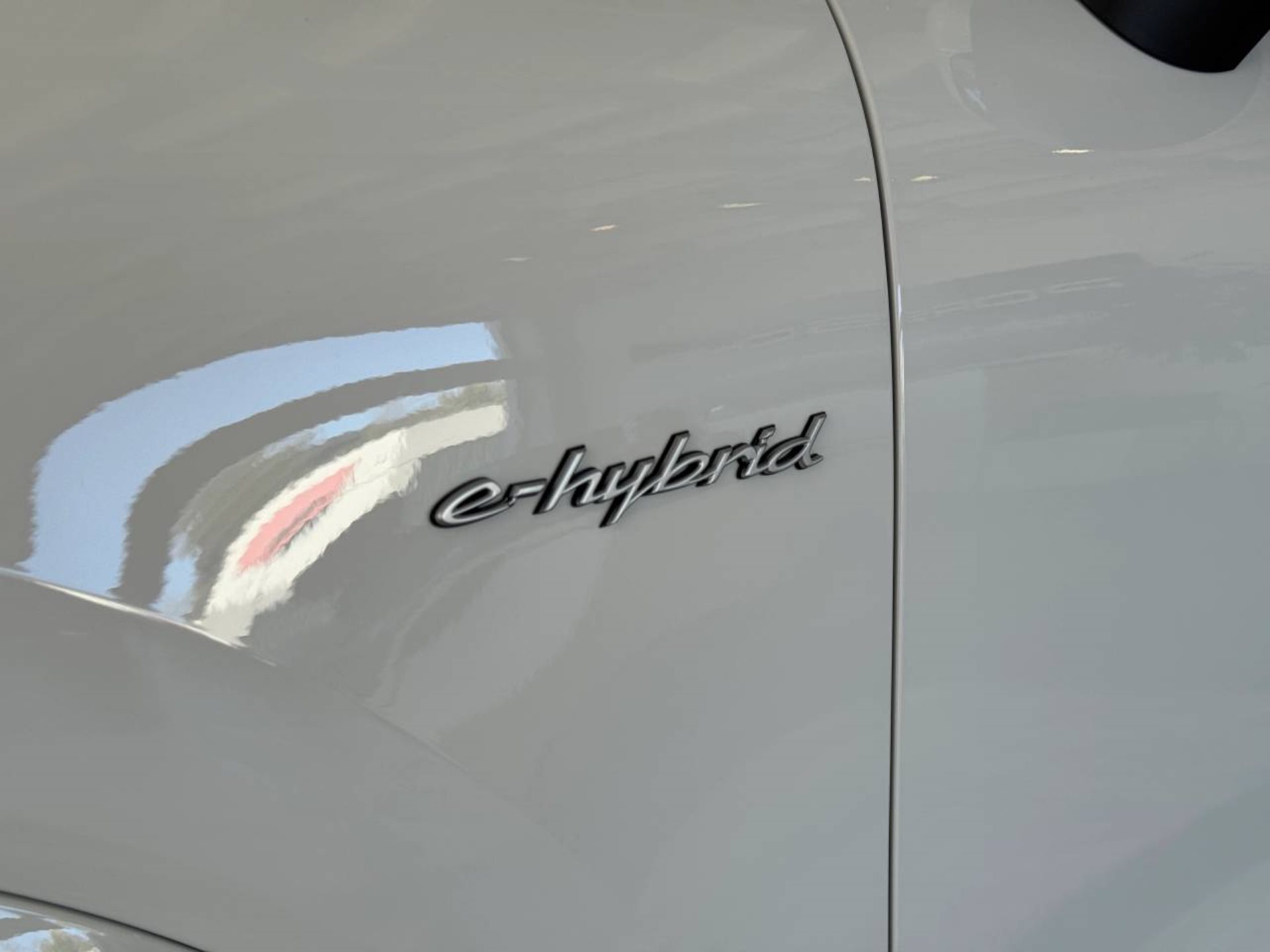 PORSCHE Cayenne E-Hybrid-image-39