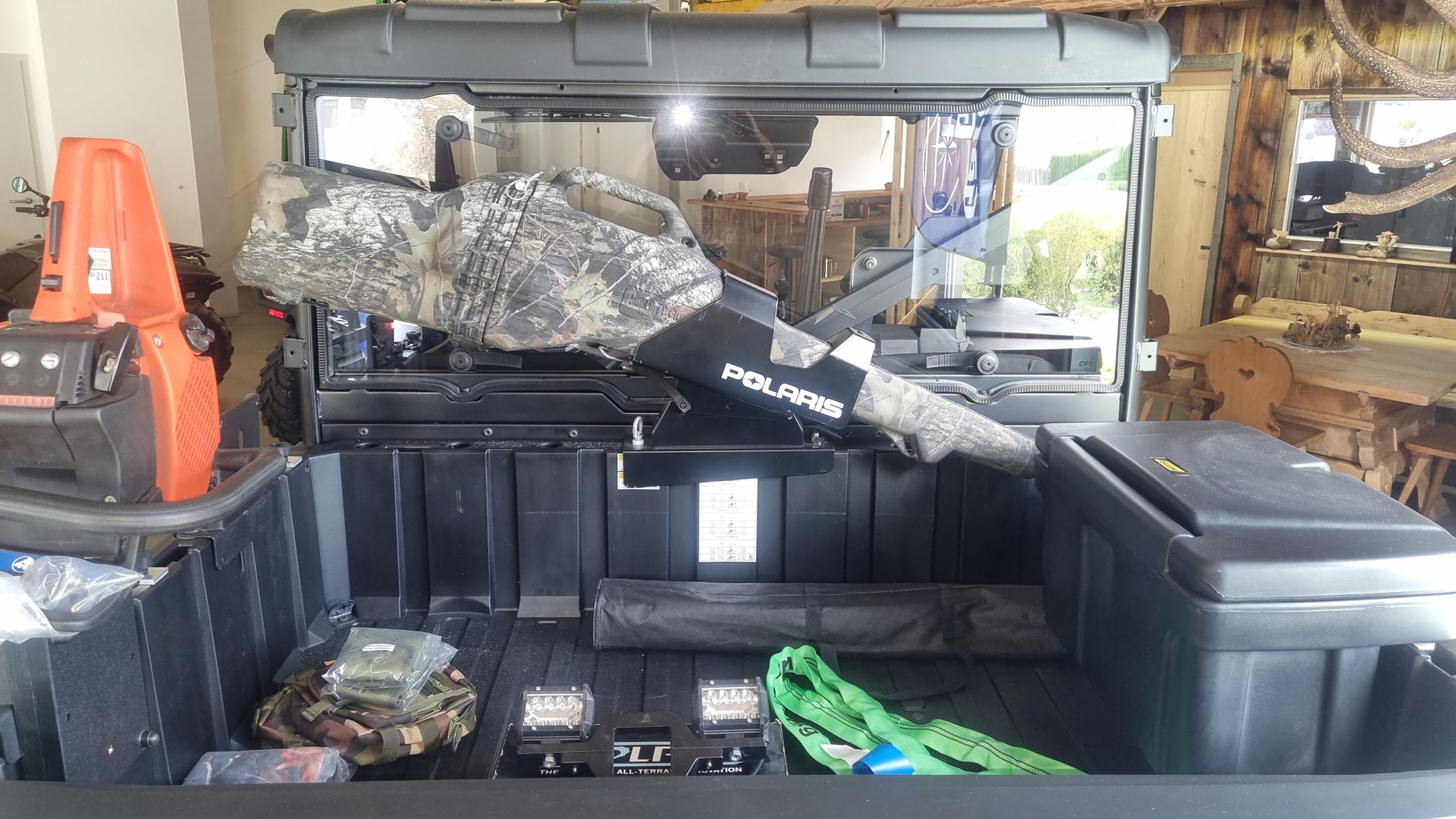 POLARIS XP 1000 4x4 Camo Edition-image-11