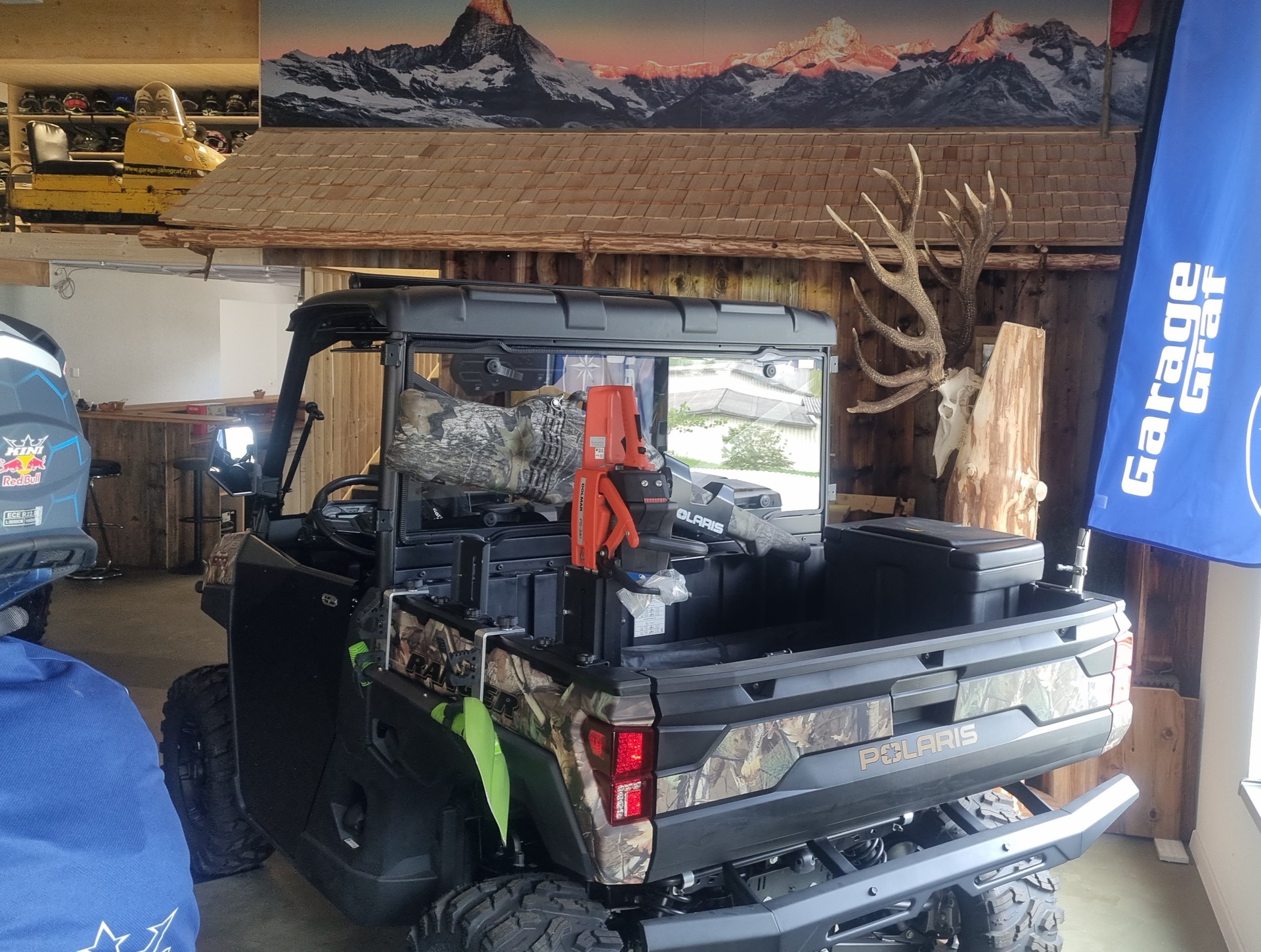 POLARIS XP 1000 4x4 Camo Edition-showroom-element-2
