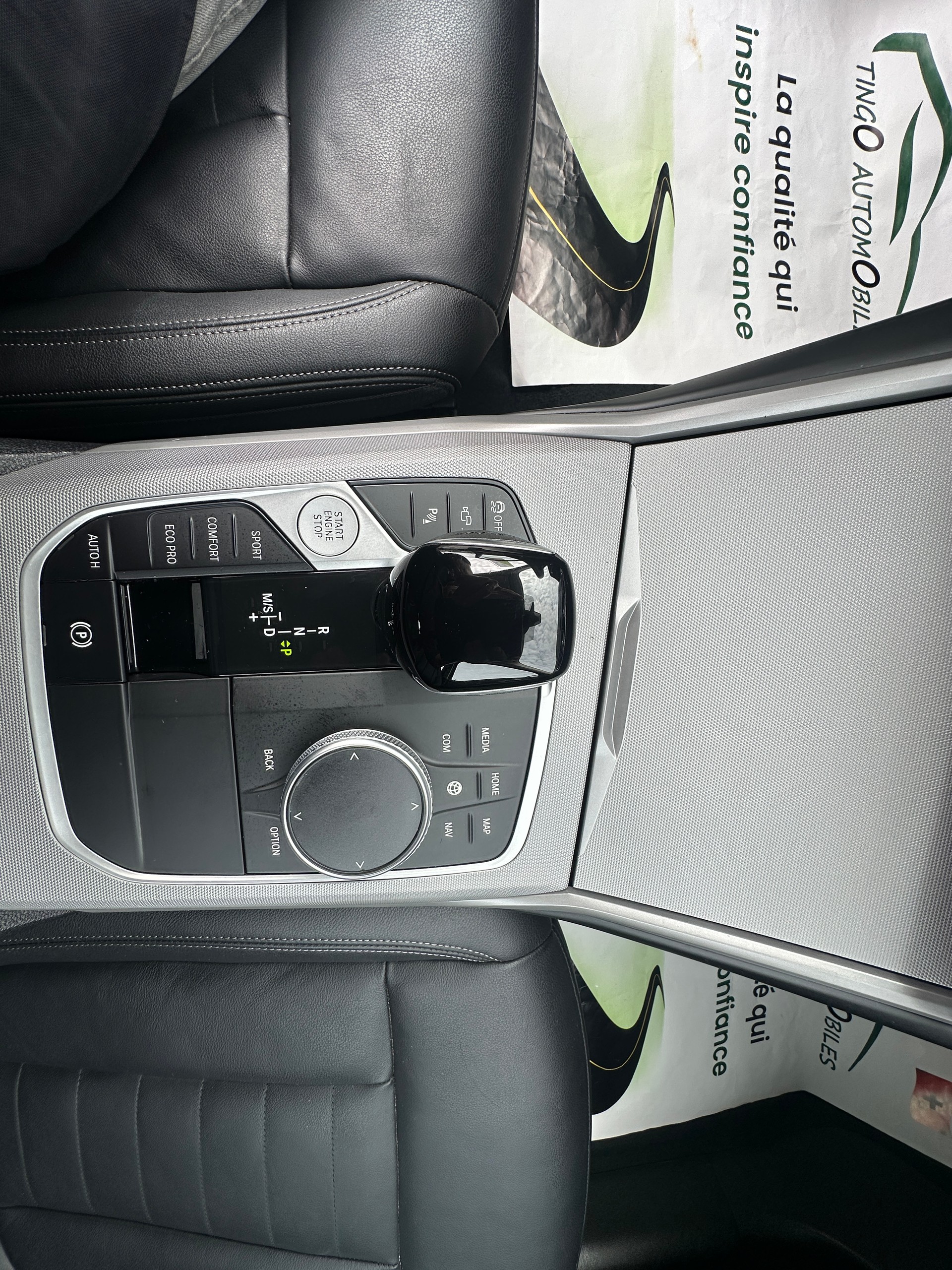 BMW 320d xDrive 48V Touring Steptronic-image-26