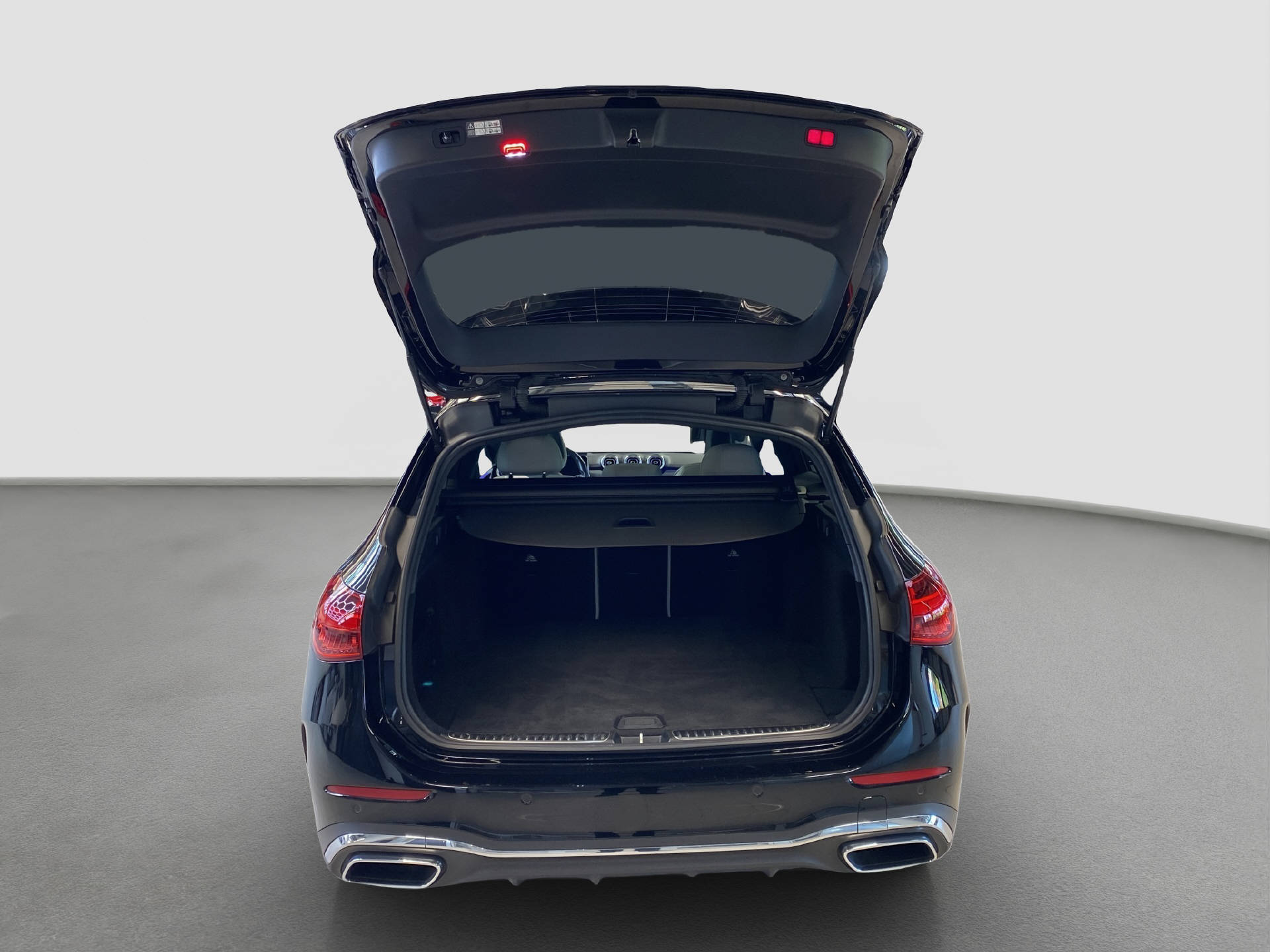 MERCEDES-BENZ C 300 d AMG Line Kombi-image-12