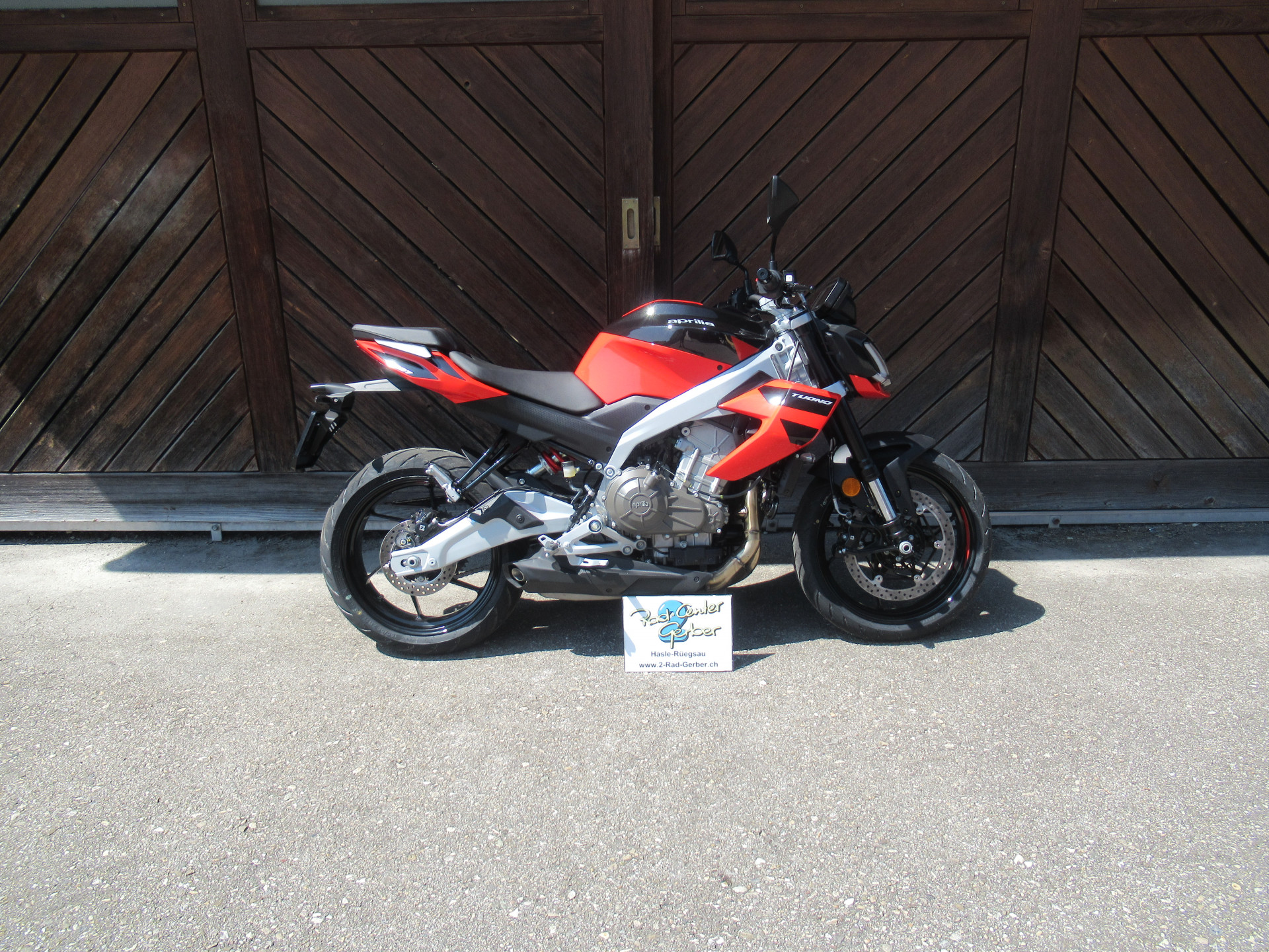 APRILIA Tuono 457-image-5