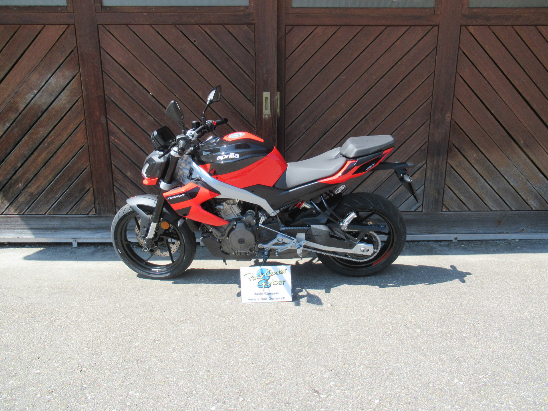 APRILIA Tuono 457-image-4