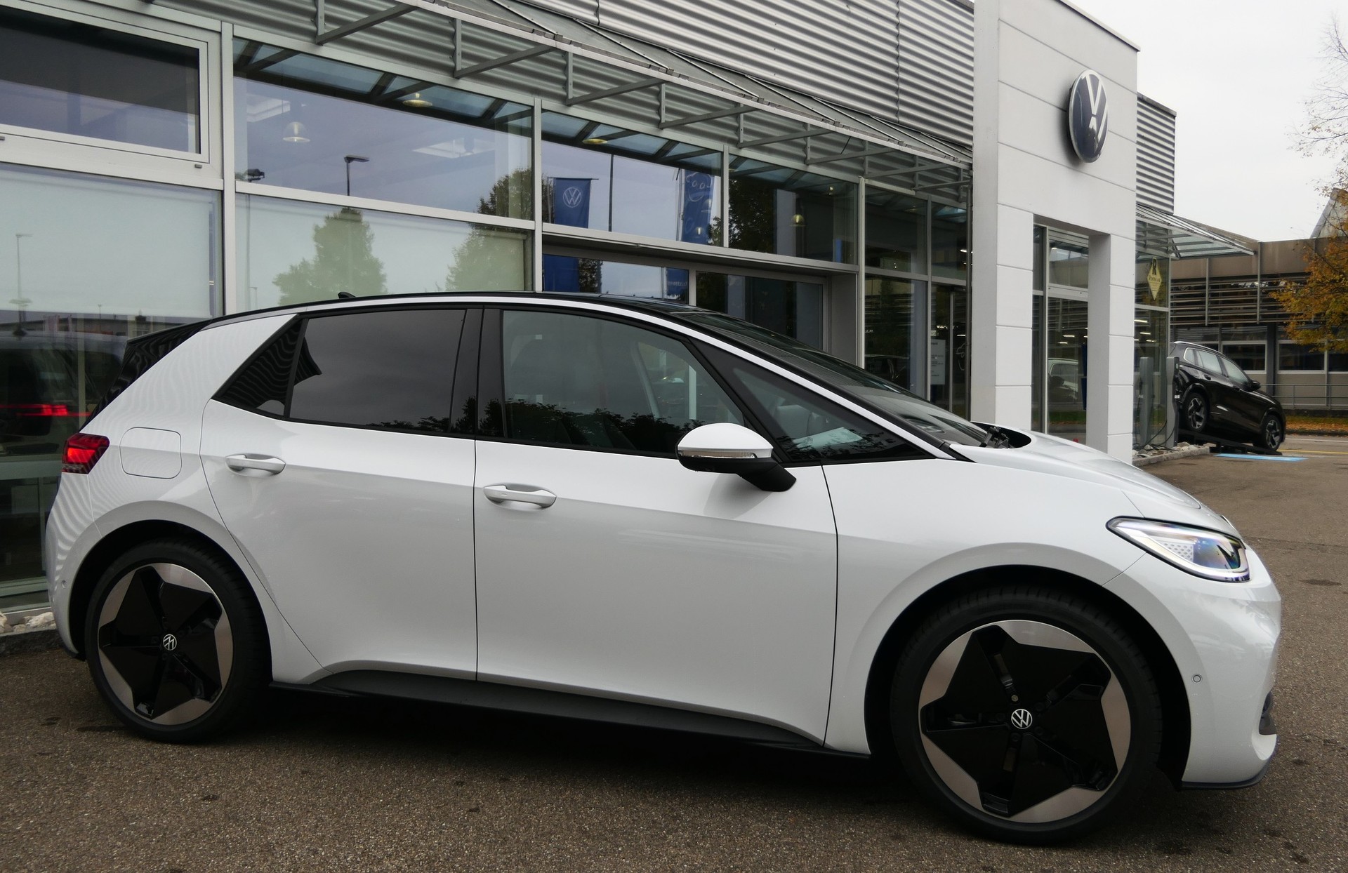 VW ID.3 Pro S 79 kWh Pro S United-image-3