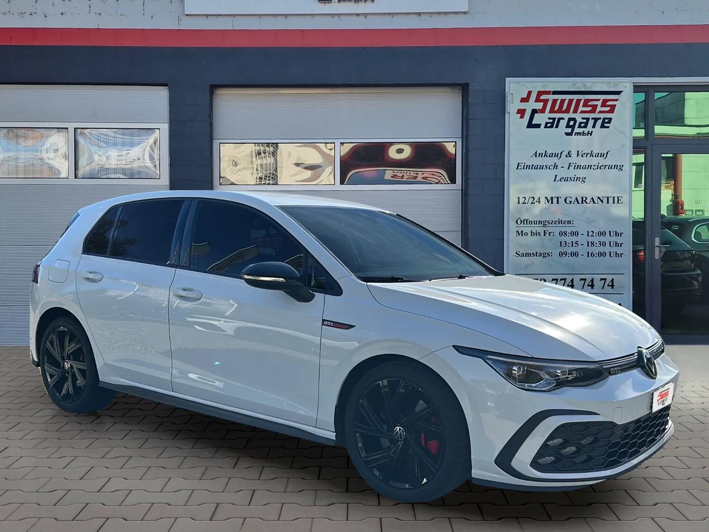 VW Golf 2.0 TSI GTI DSG Black Style mit Rückfahrkamera-image-1