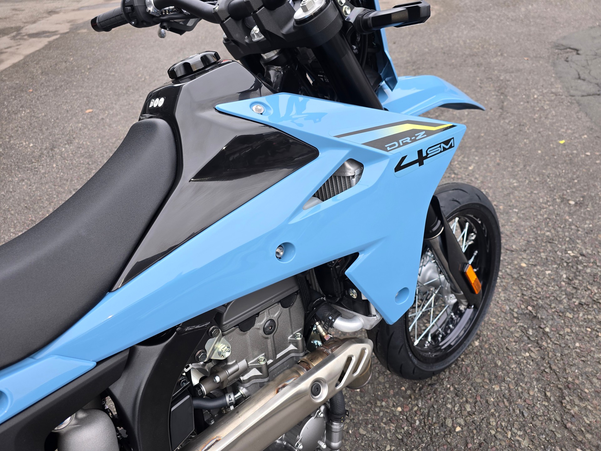 SUZUKI DR-Z 400-image-4