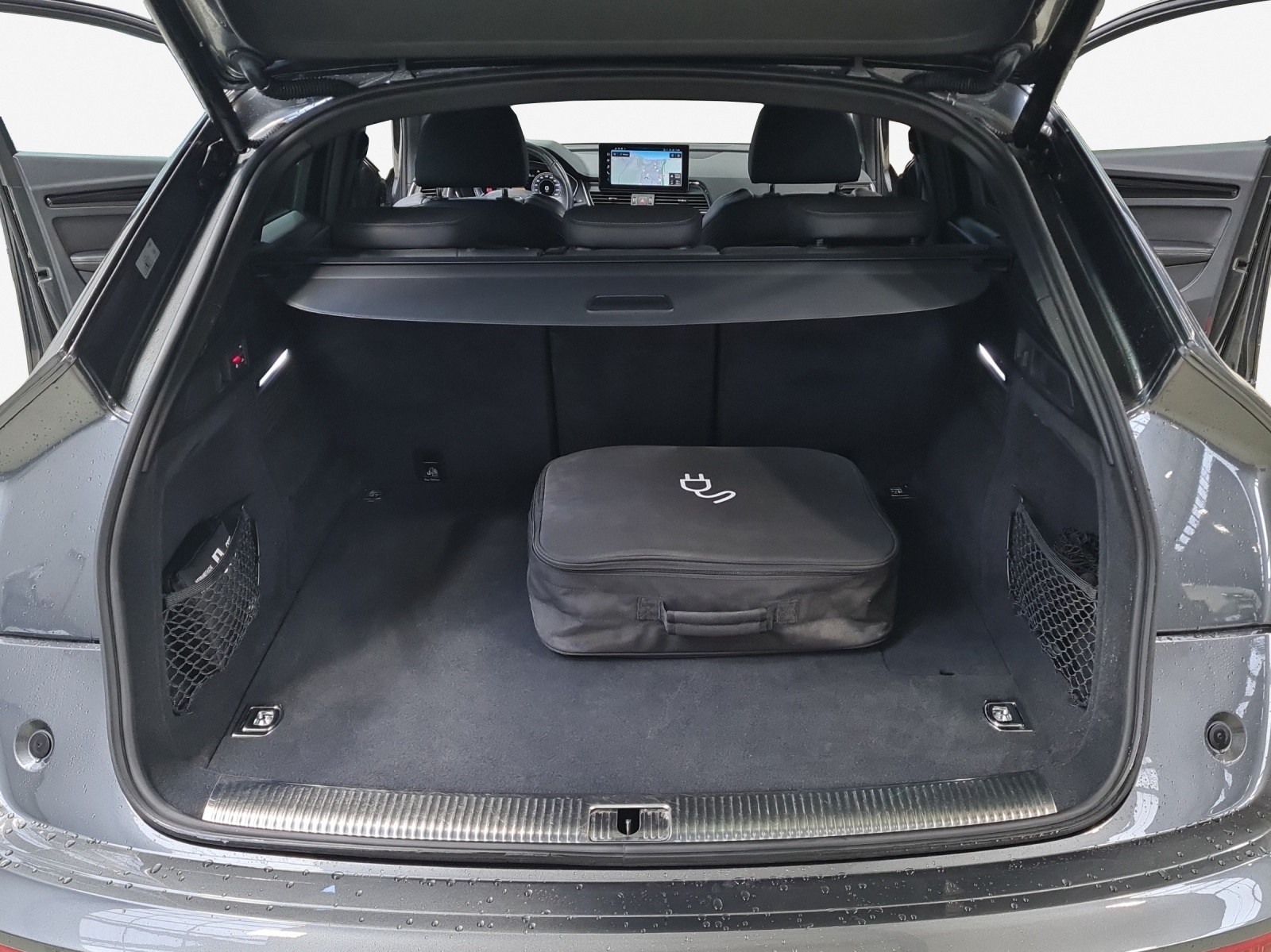 AUDI Q5 Sportback 50 TFSI e PHEV S line quattro S-tronic-image-13