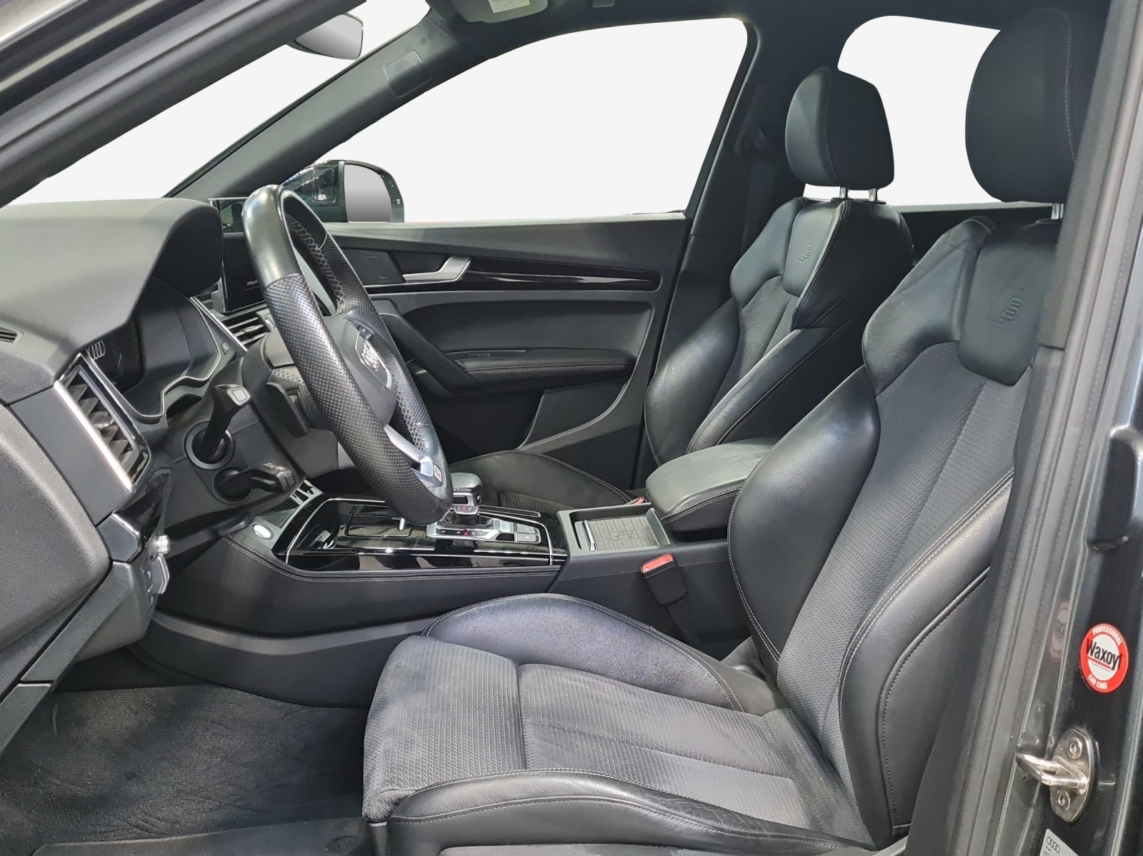 AUDI Q5 Sportback 50 TFSI e PHEV S line quattro S-tronic-image-8