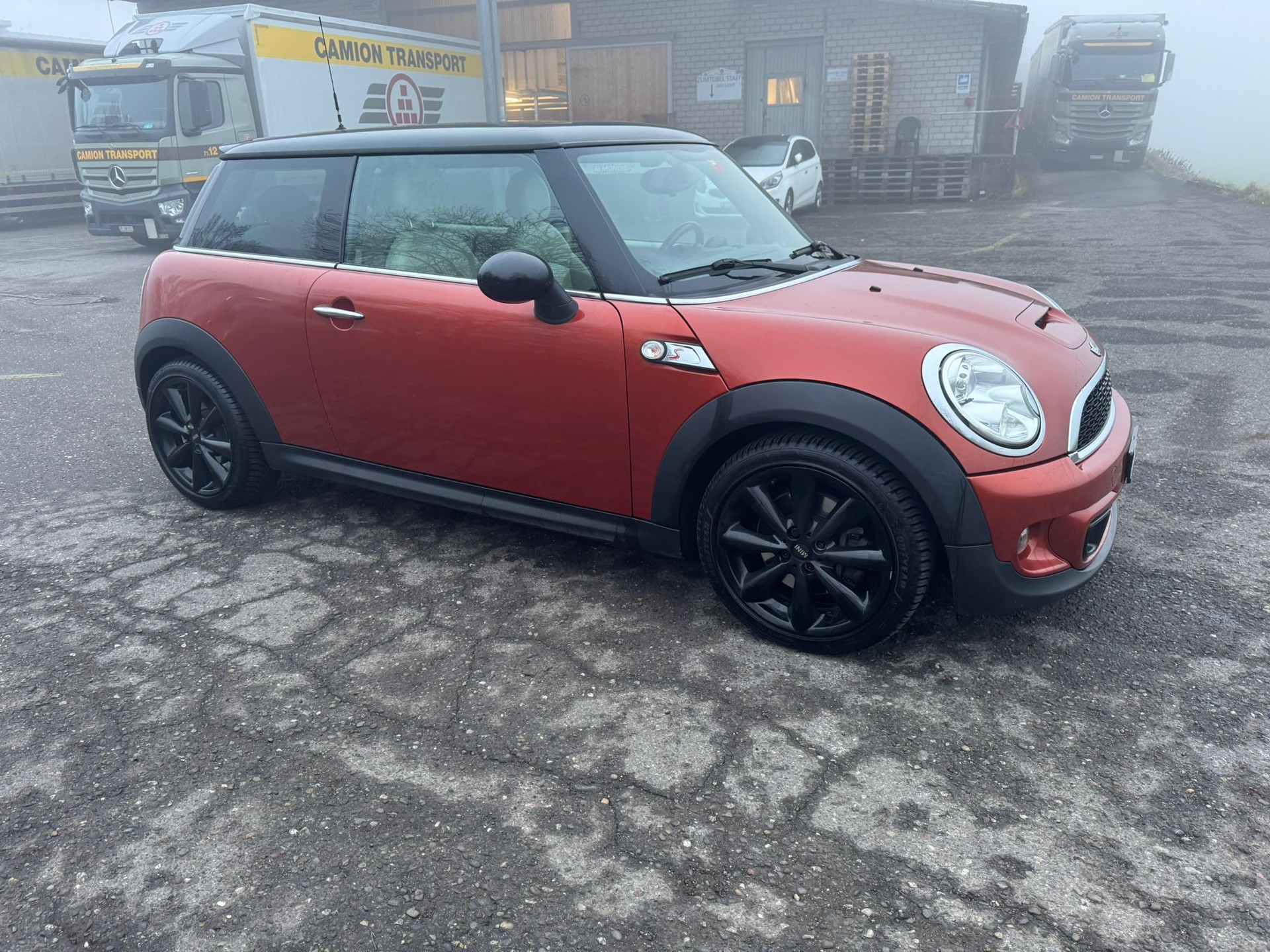 MINI Cooper S-image-2