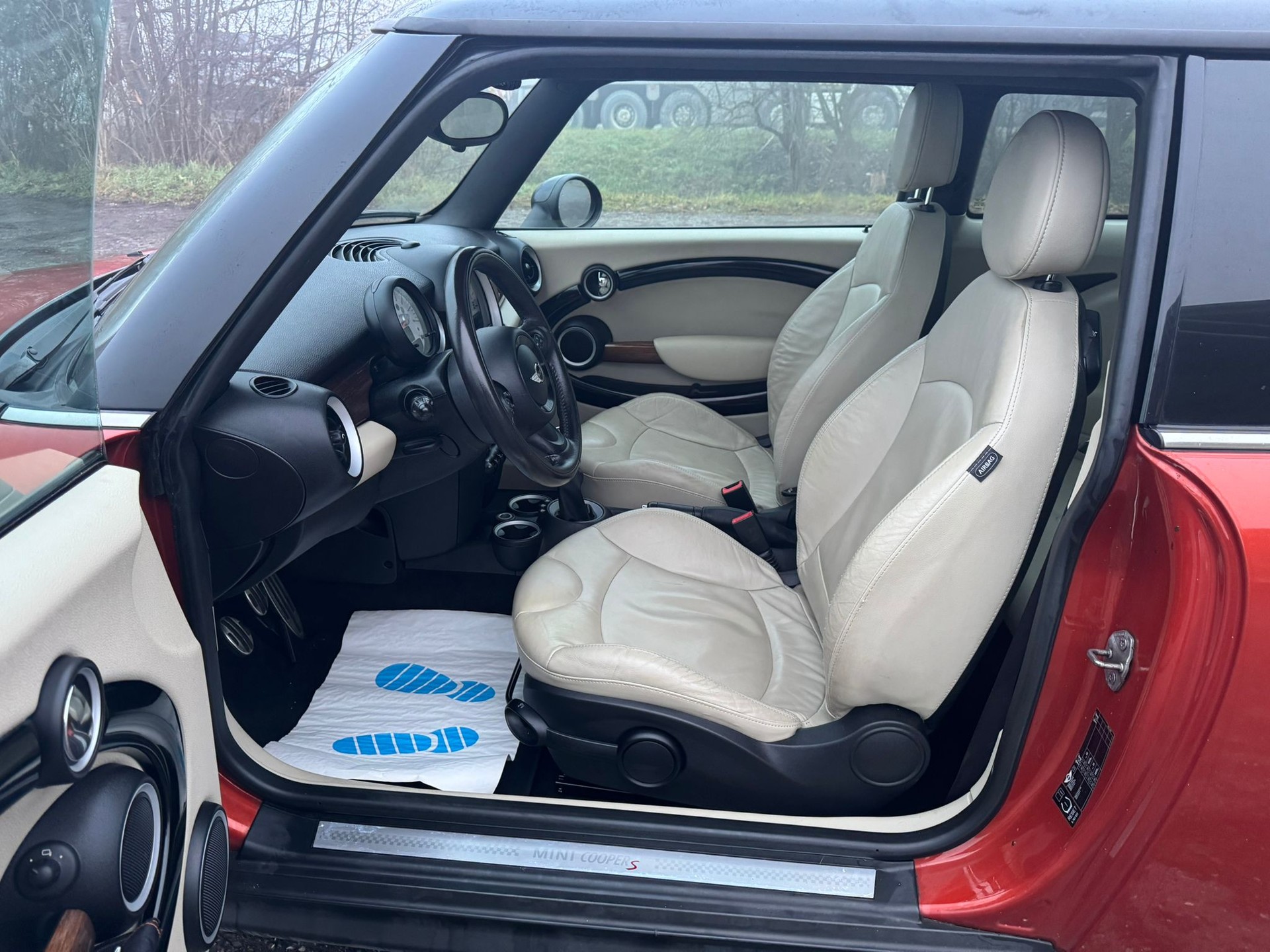 MINI Cooper S-image-13