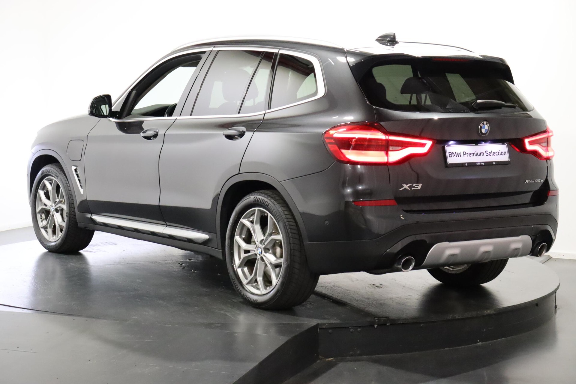 BMW X3 30e xDrive SAG-image-3