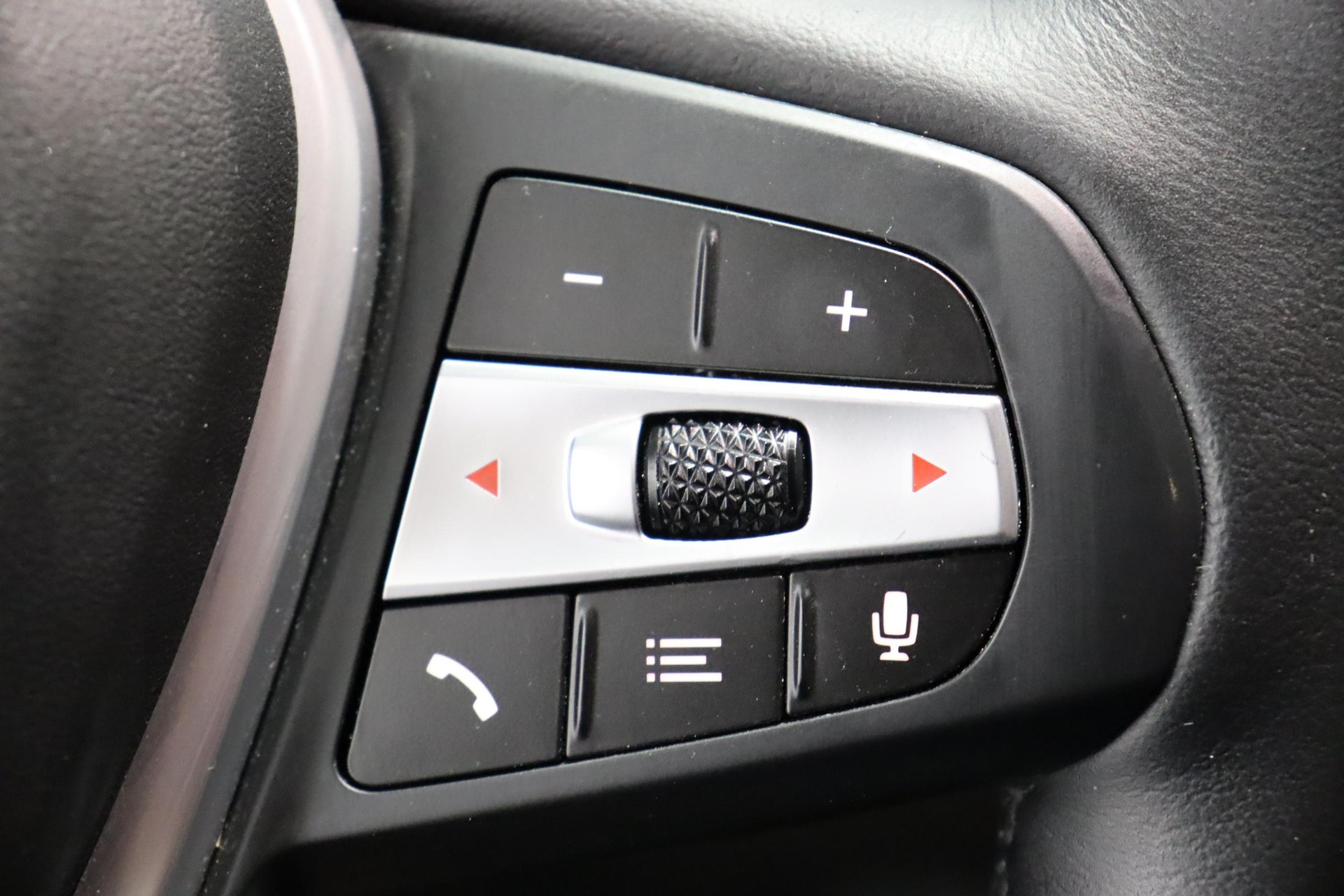 BMW X3 30e xDrive SAG-image-17