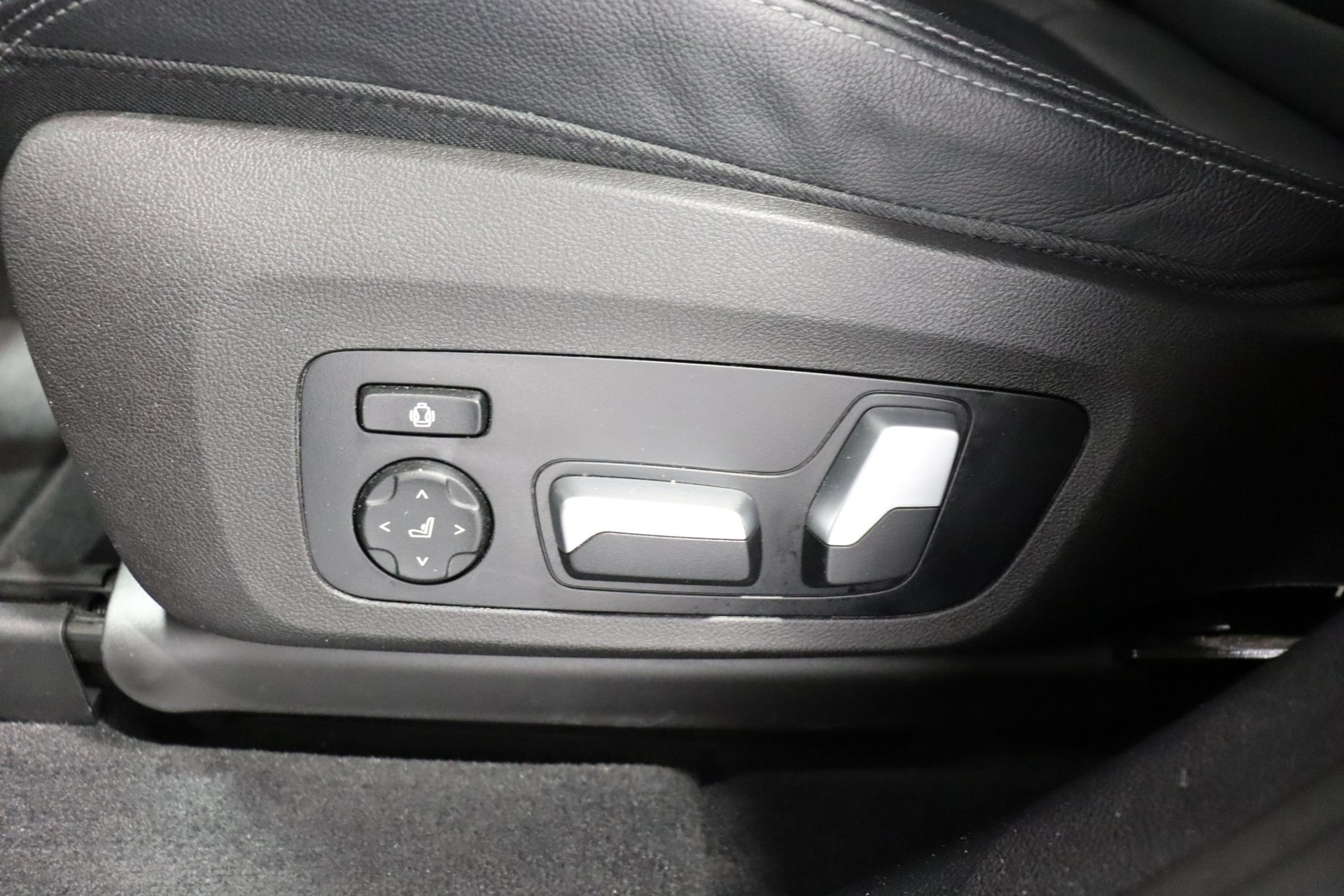 BMW X3 30e xDrive SAG-image-14
