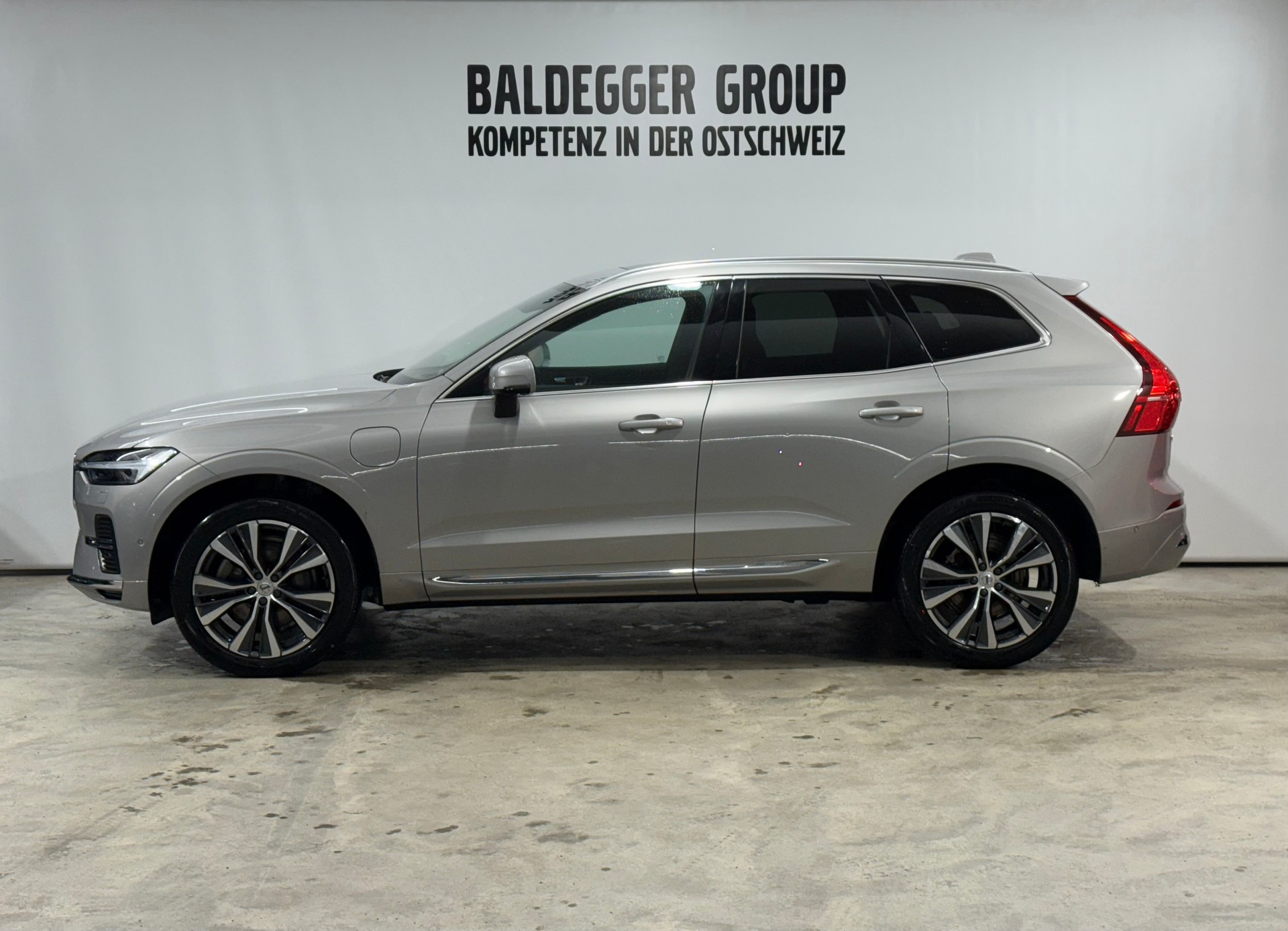 VOLVO XC60 2.0 T6 TE Inscription eAW-image-1
