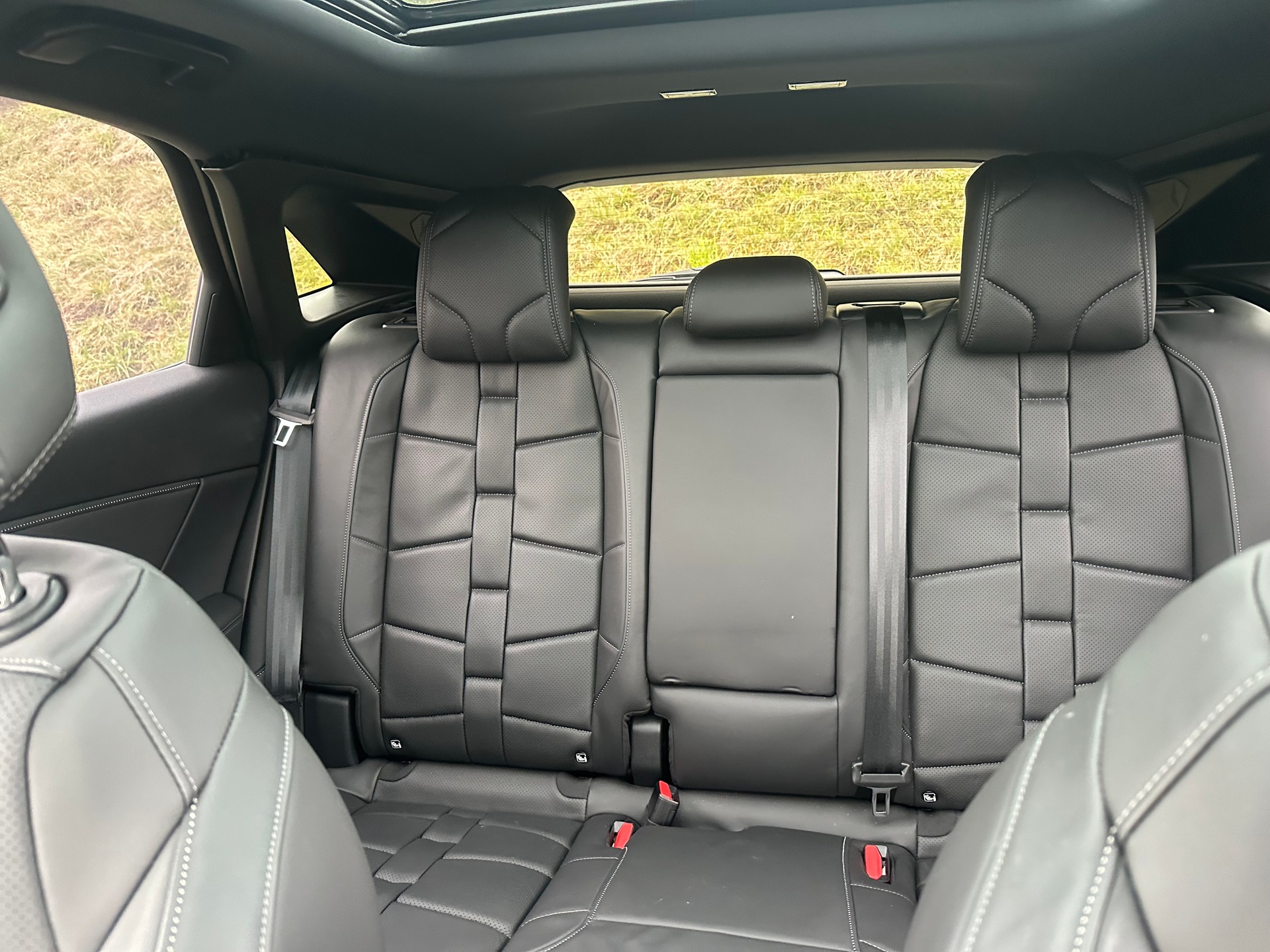 DS AUTOMOBILES DS 7 Crossback E-Tense 360 4x4 La Premiére-image-7