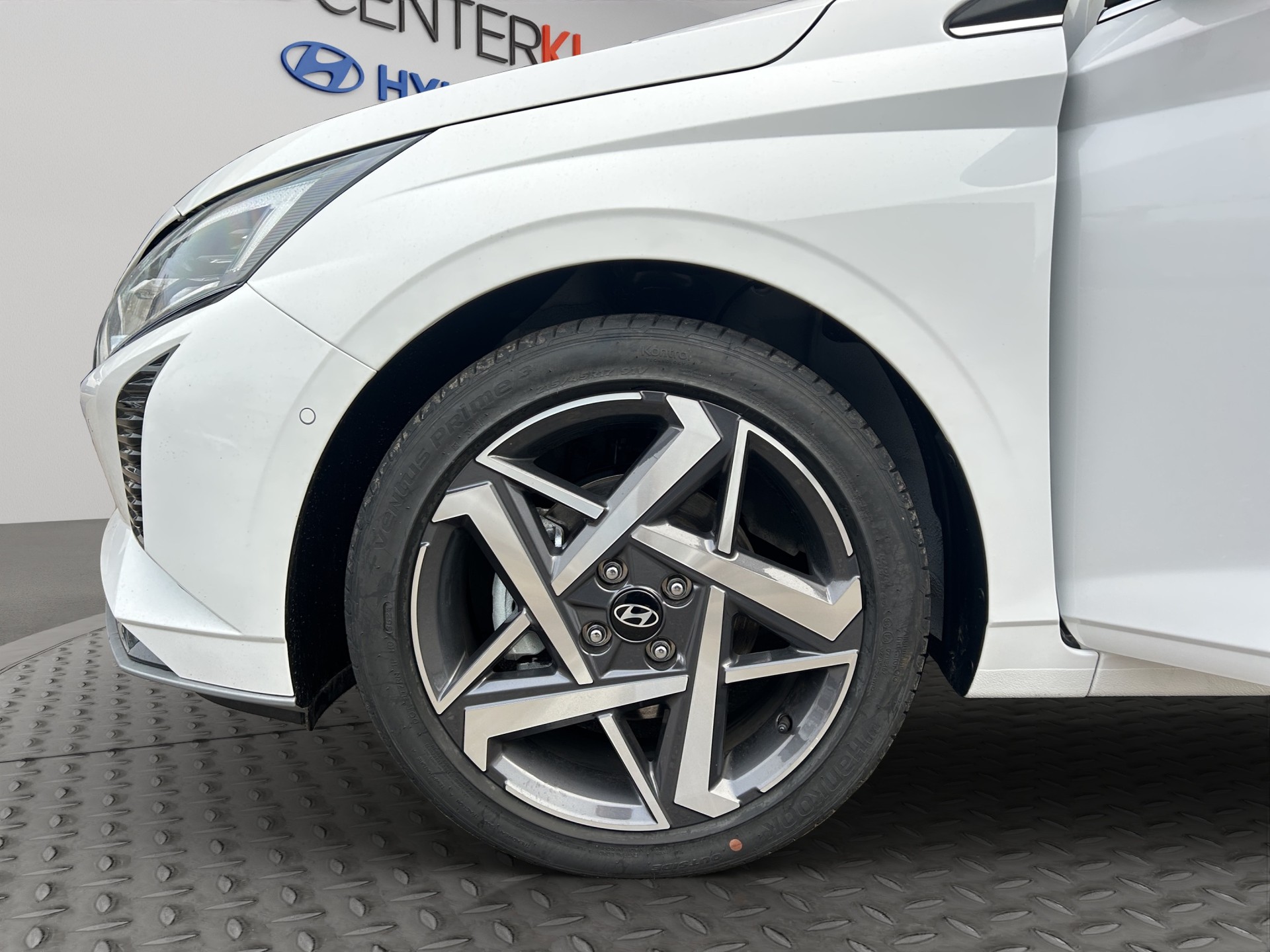 HYUNDAI i20 1.0 T-GDi Vertex-image-12
