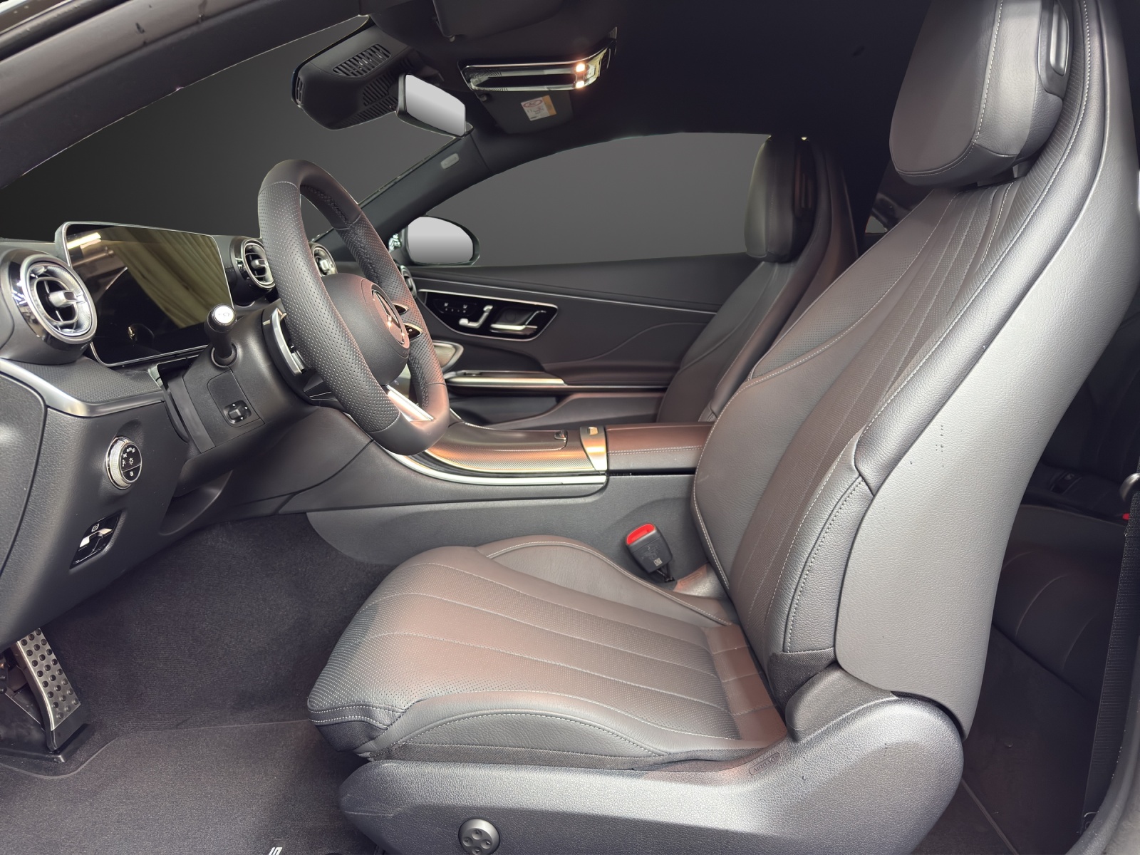 MERCEDES-BENZ CLE 200 Coupé 4Matic 9G-Tronic-image-9