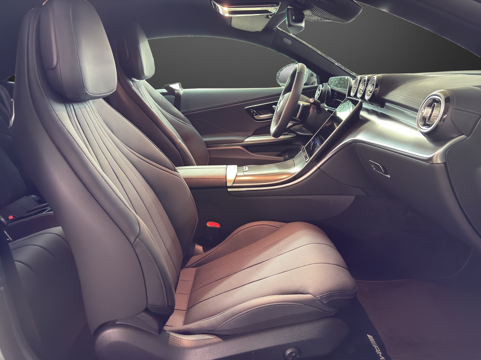 MERCEDES-BENZ CLE 200 Coupé 4Matic 9G-Tronic-image-11