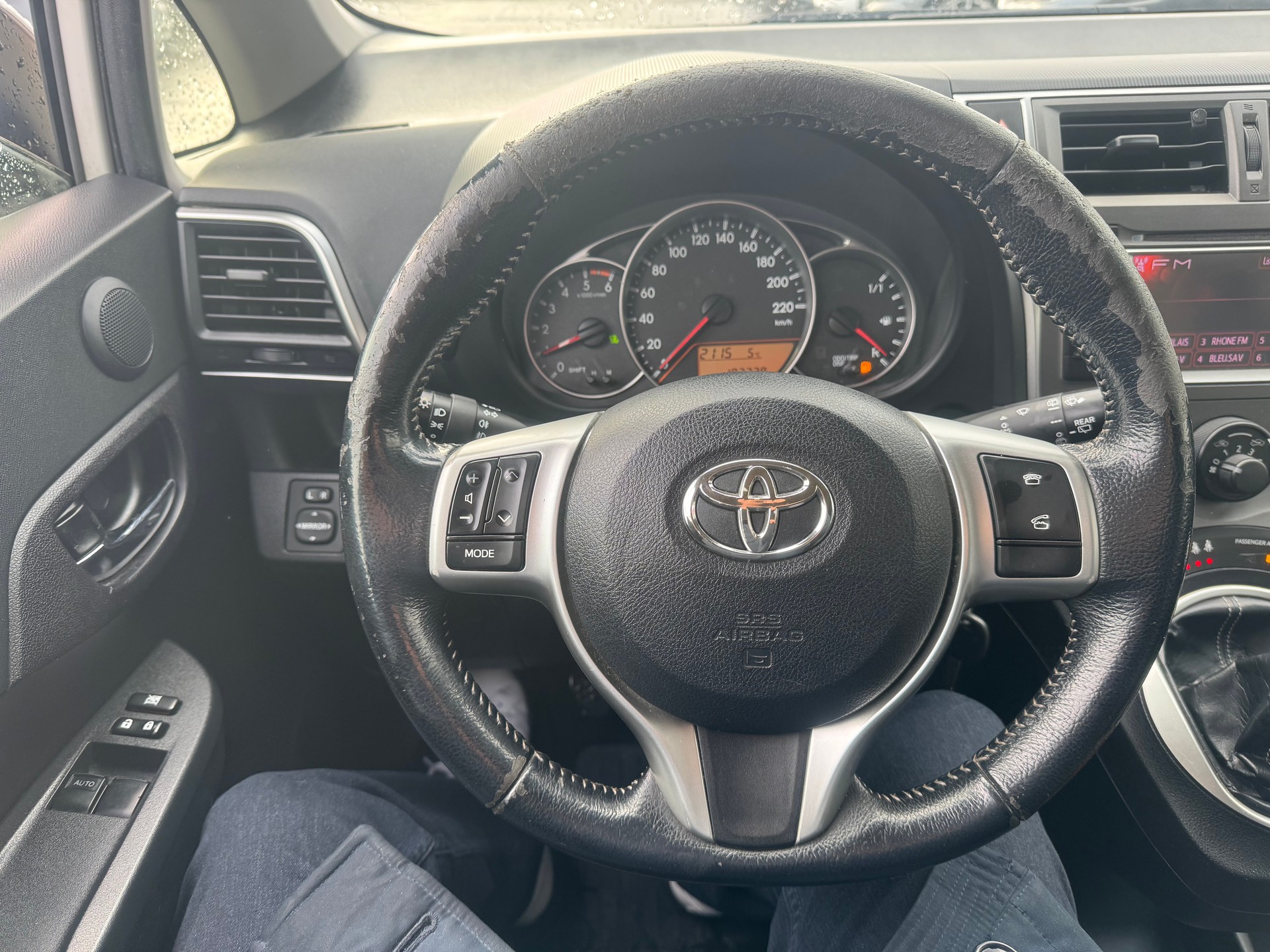 TOYOTA Verso-S 1.4 D-4D Linea Sol-image-10