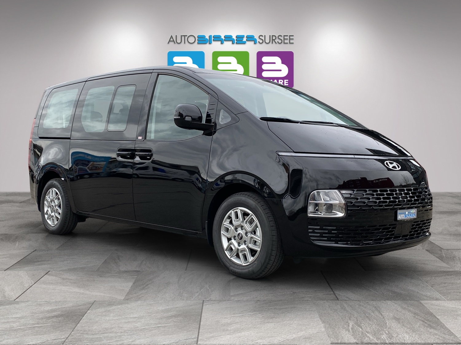 HYUNDAI Staria Wagon 1.6 GDi HEV Amplia-showroom-element-2