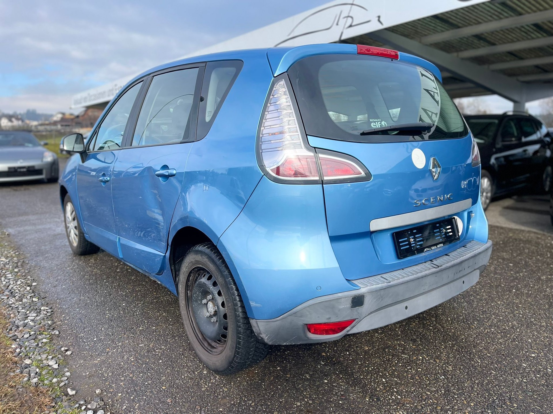 RENAULT Scénic 1.2 16V Turbo Dynamique-image-3