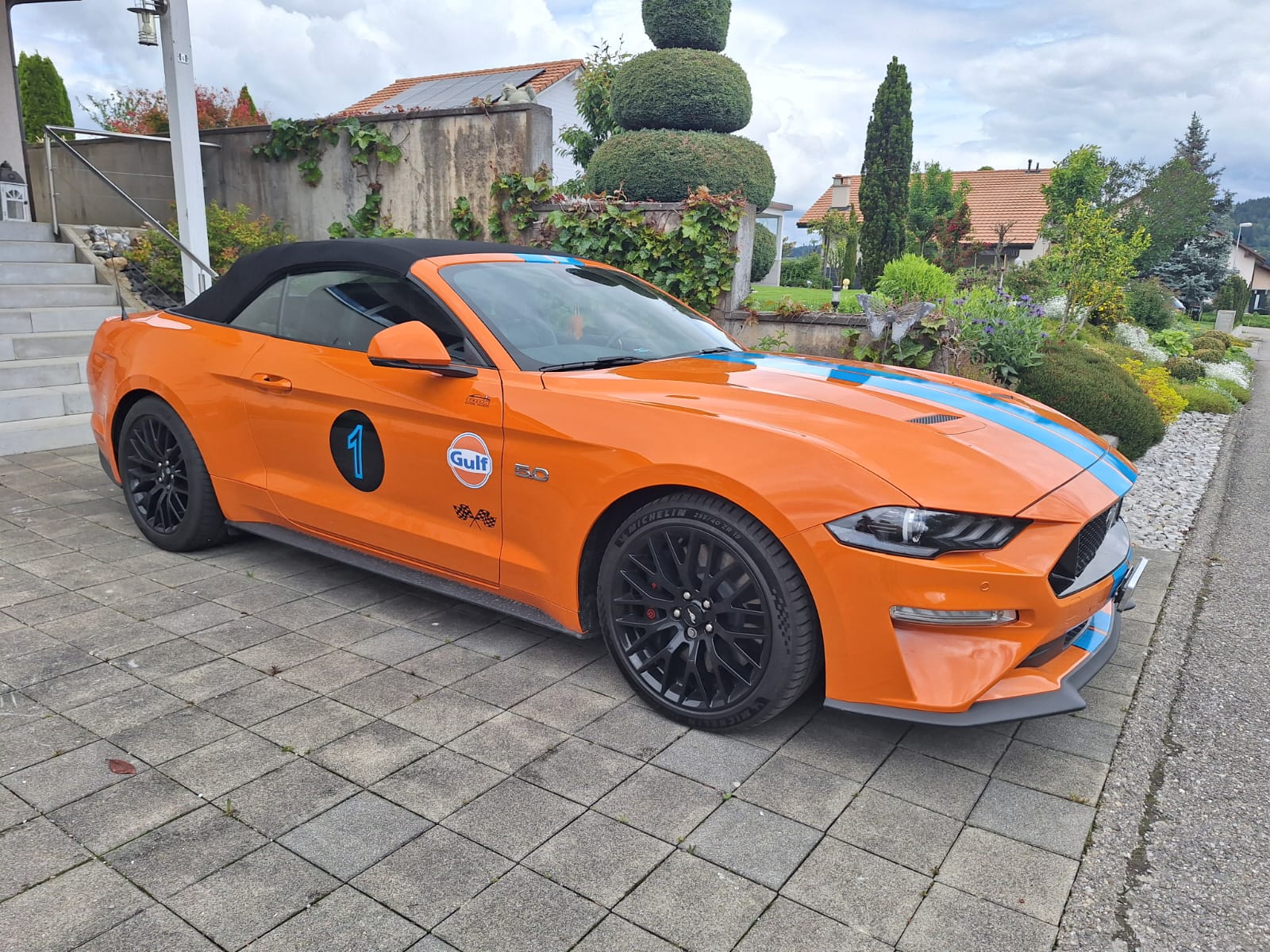 FORD Mustang Convertible 5.0 V8 GT Automat-image-1