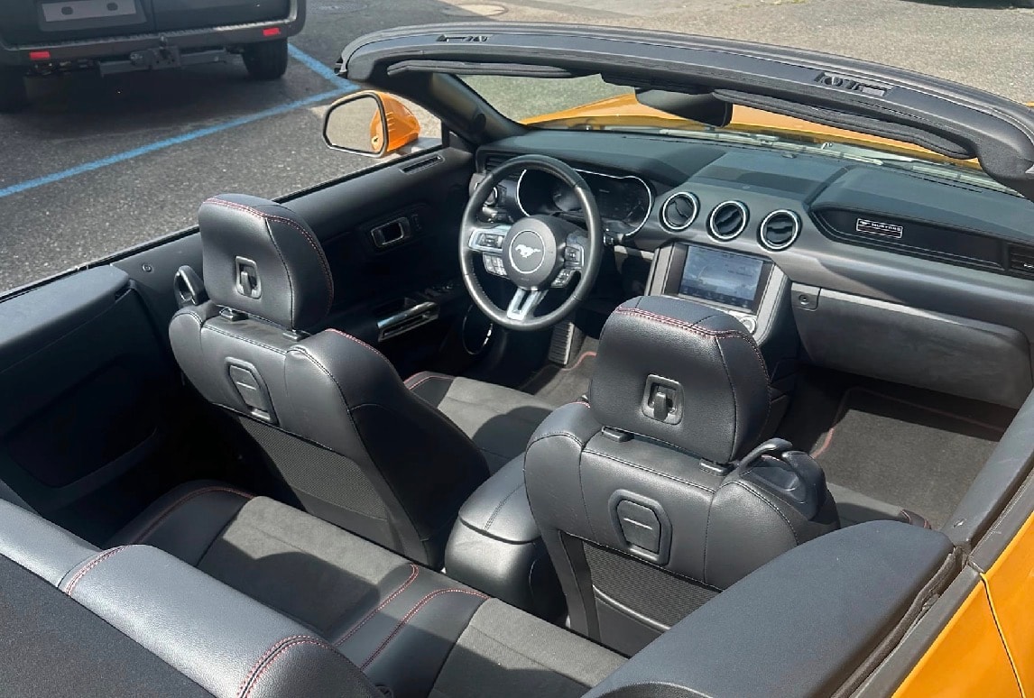 FORD Mustang Convertible 5.0 V8 GT Automat-image-4