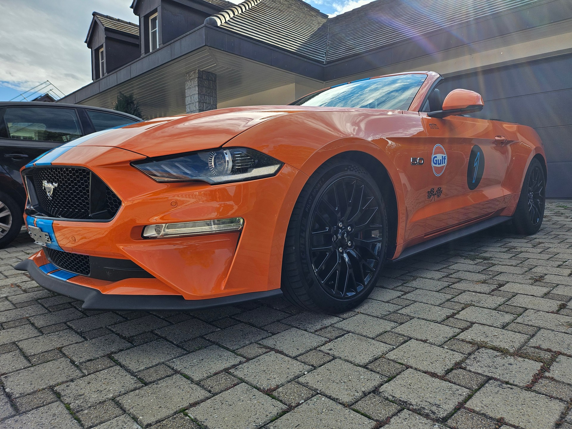 FORD Mustang Convertible 5.0 V8 GT Automat-image-0