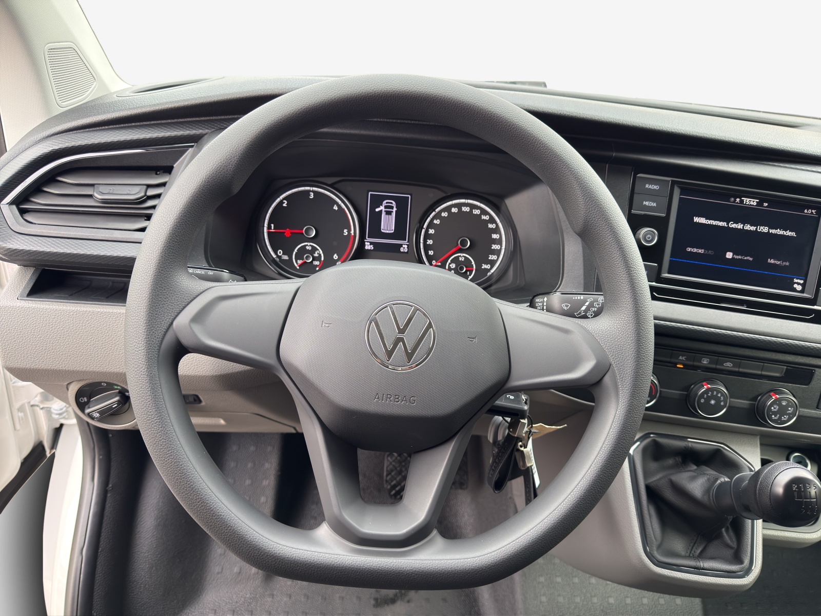 VW T6.1 2.0 TDI-image-9