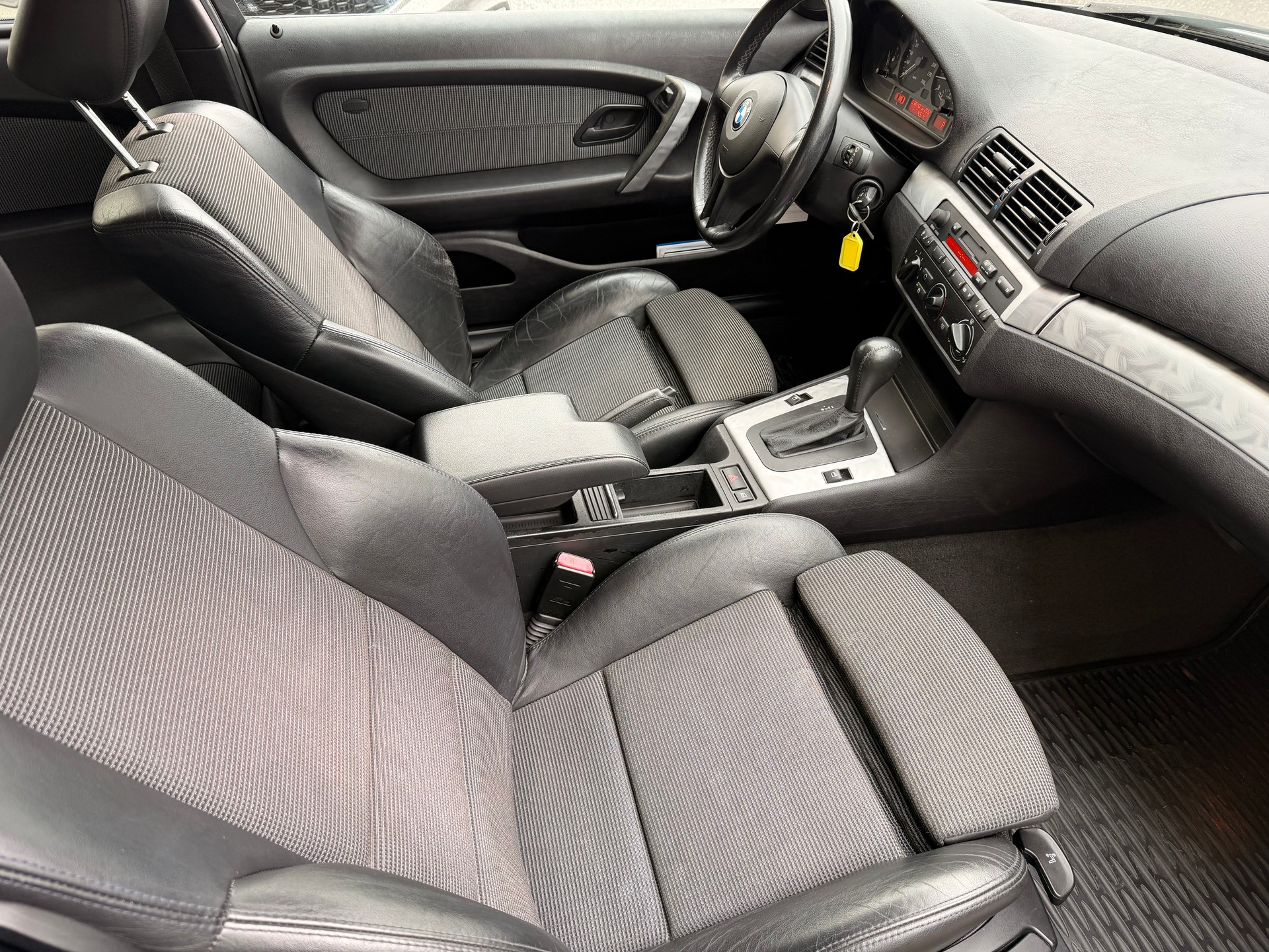 BMW 325 ti Compact-image-7