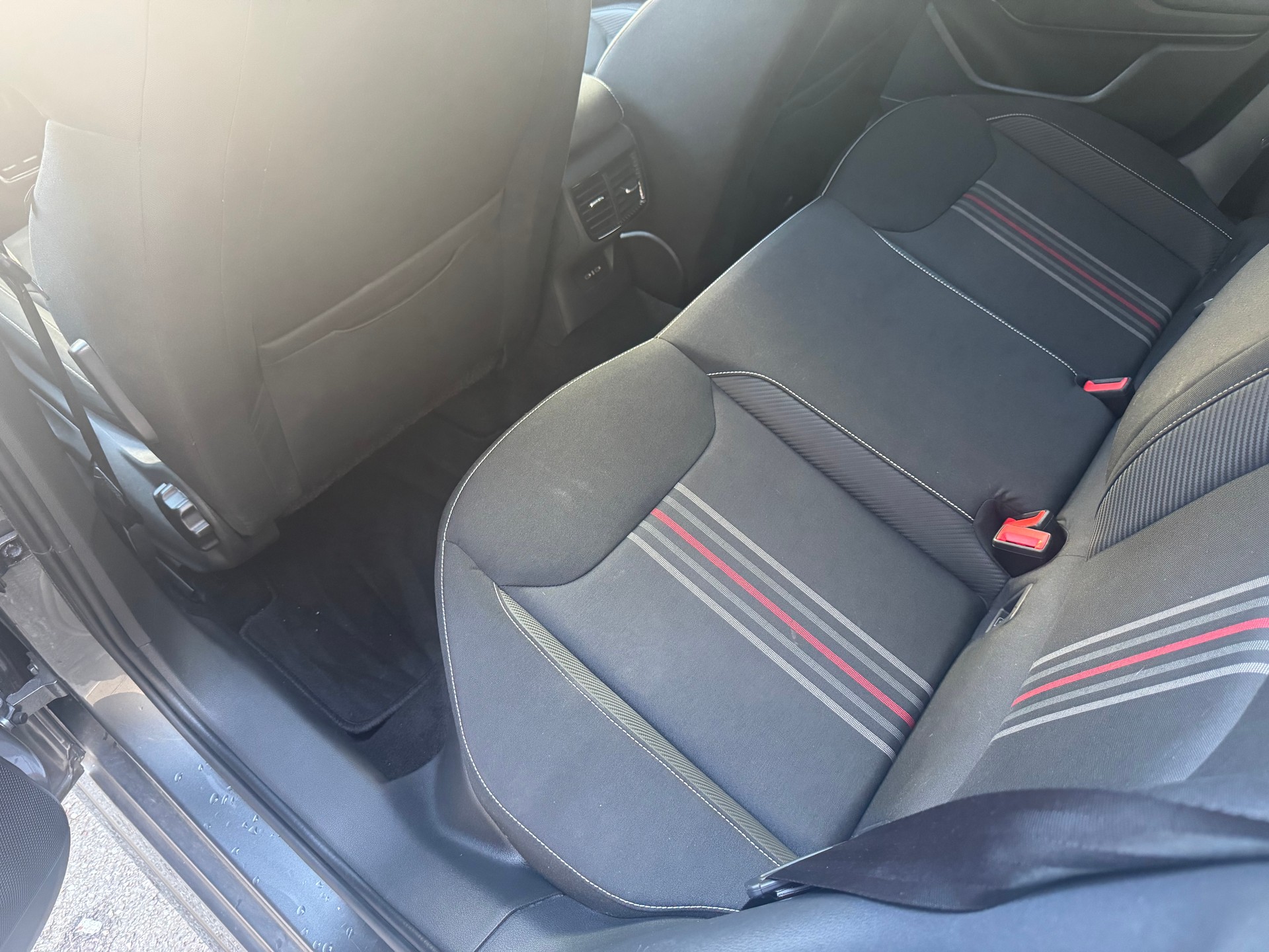 SKODA Fabia 1.0 TSI Monte Carlo DSG-image-5