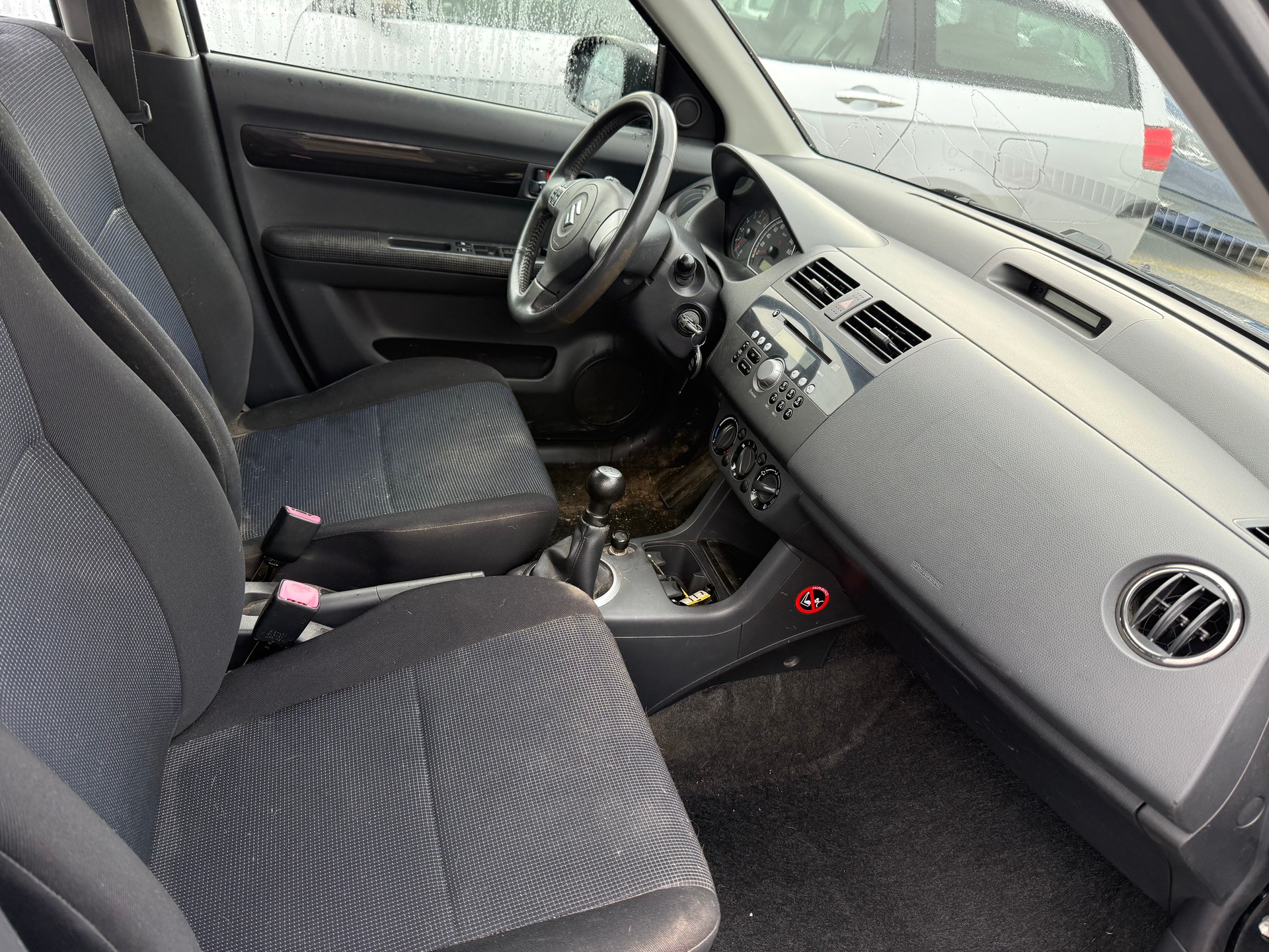 SUZUKI Swift-image-6