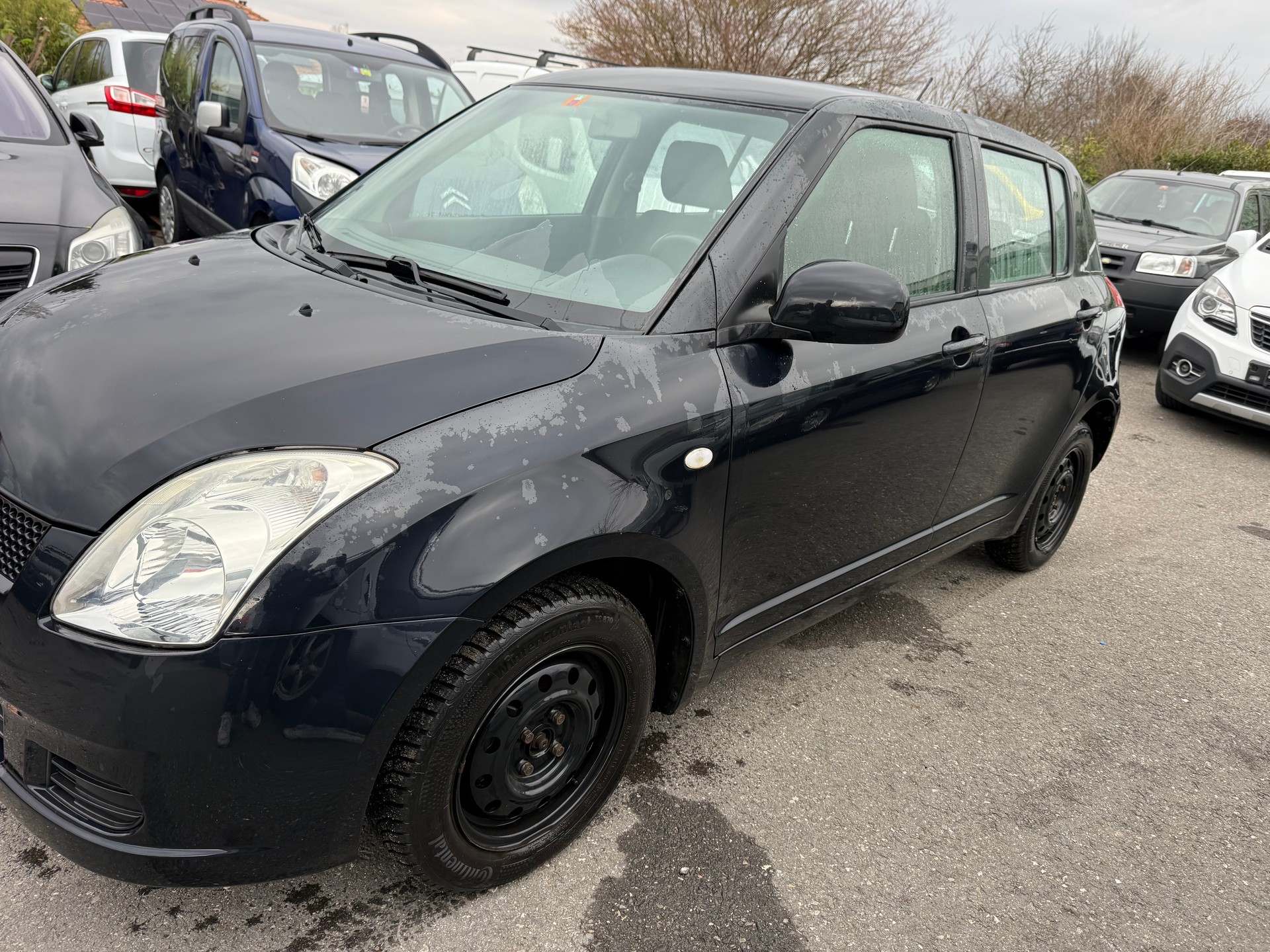 SUZUKI Swift-image-1