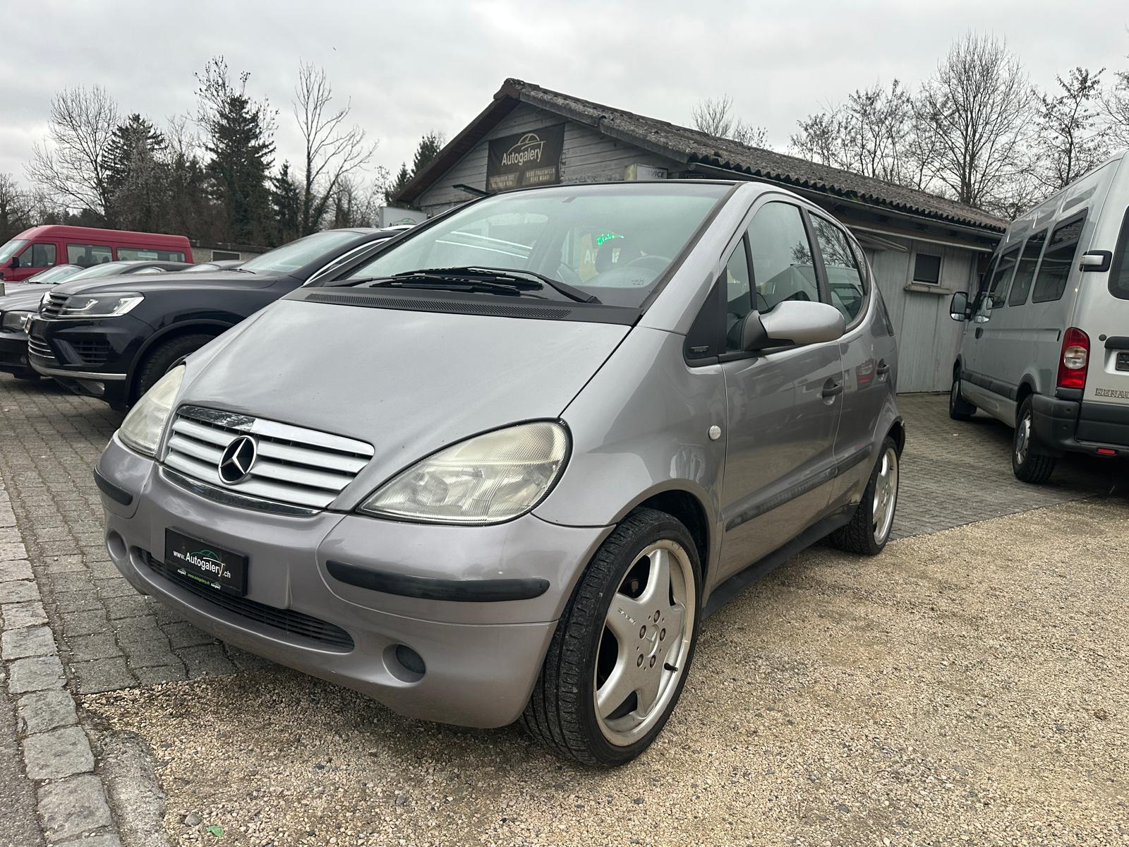 MERCEDES-BENZ A 160 Avantgarde